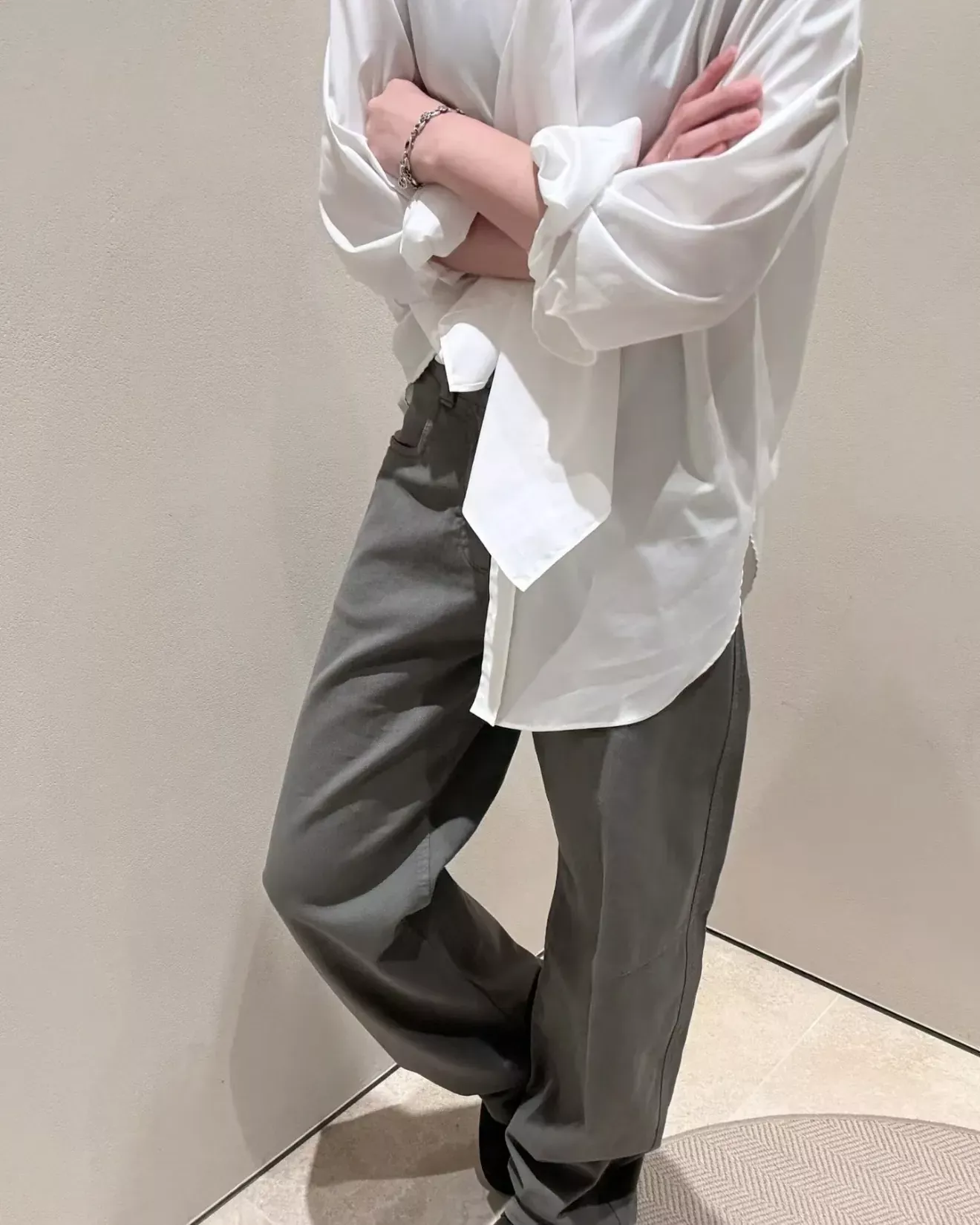 브루넬로쿠치넬리 탈부착 타이 클래식 여성용 긴소매 셔츠 상세 이미지 30