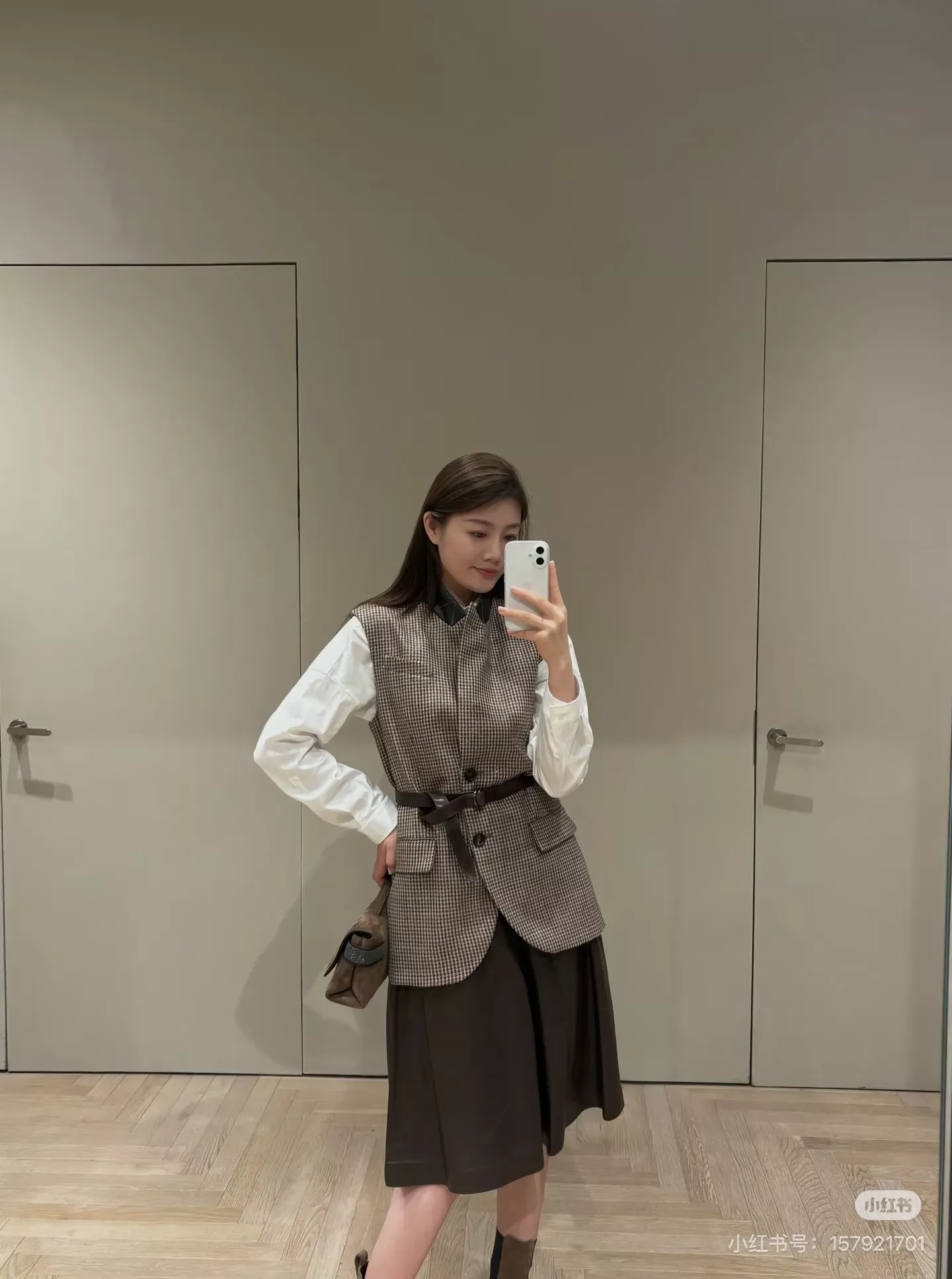 브루넬로쿠치넬리 천조격 울 혼방 벨트 여성용 버튼 조끼 상세 이미지 35