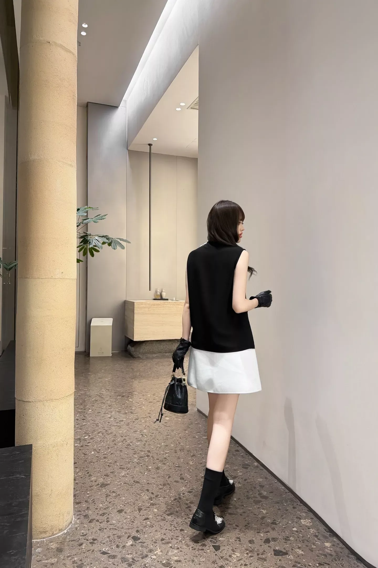 루이비통 배색 리본 민소매 여성용 민소매 셔츠 상세 이미지 33