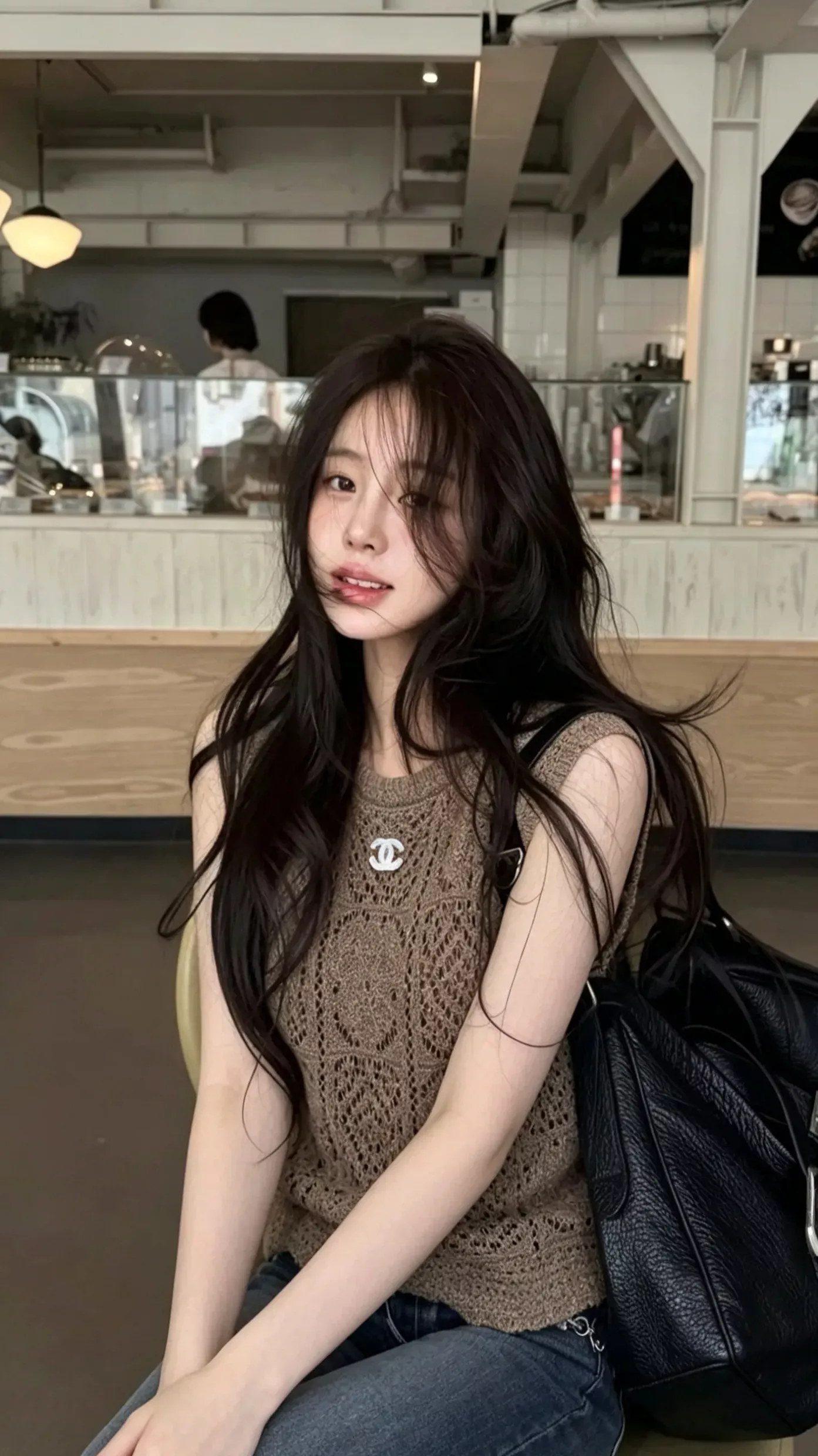 샤넬 격자 펀칭 울혼방 여성용 민소매 니트 상세 이미지 16