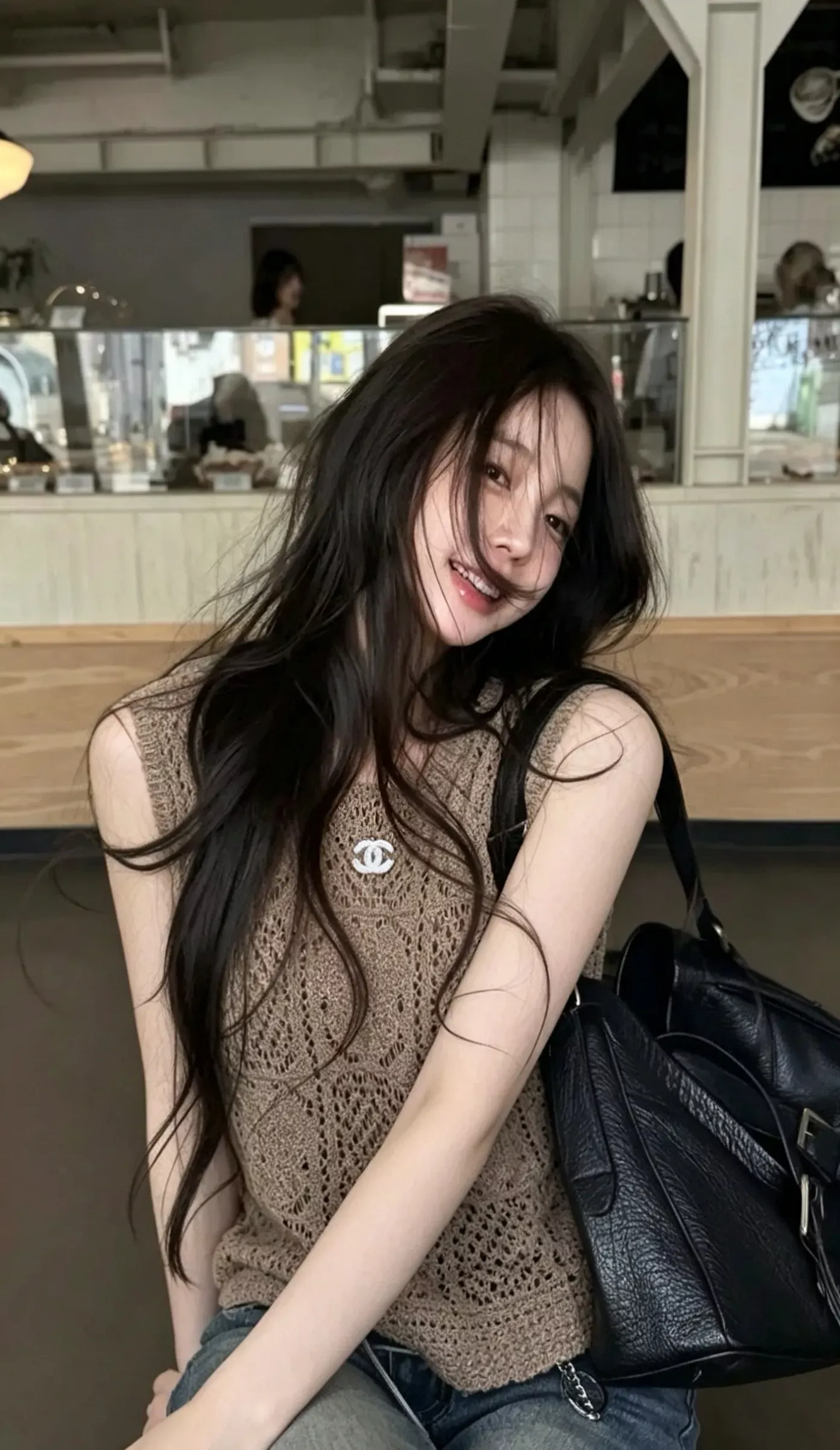 샤넬 격자 펀칭 울혼방 여성용 민소매 니트 상세 이미지 17
