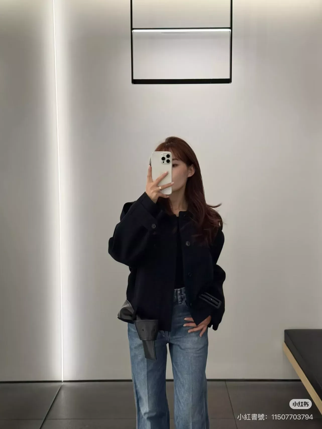 셀린느 가죽 카라 벨트 여성용 가죽 재킷 상세 이미지 23