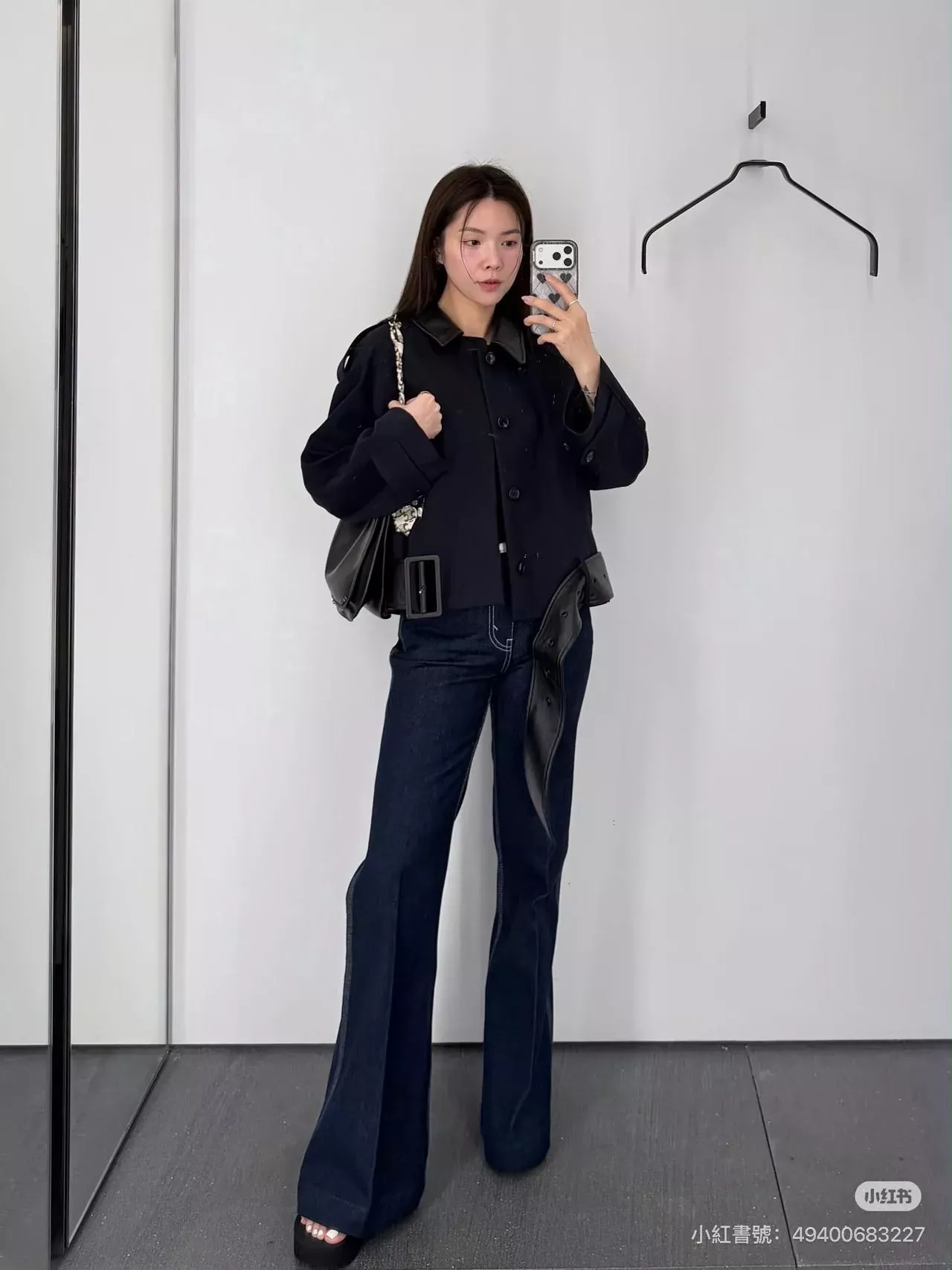 셀린느 가죽 카라 벨트 여성용 가죽 재킷 상세 이미지 26