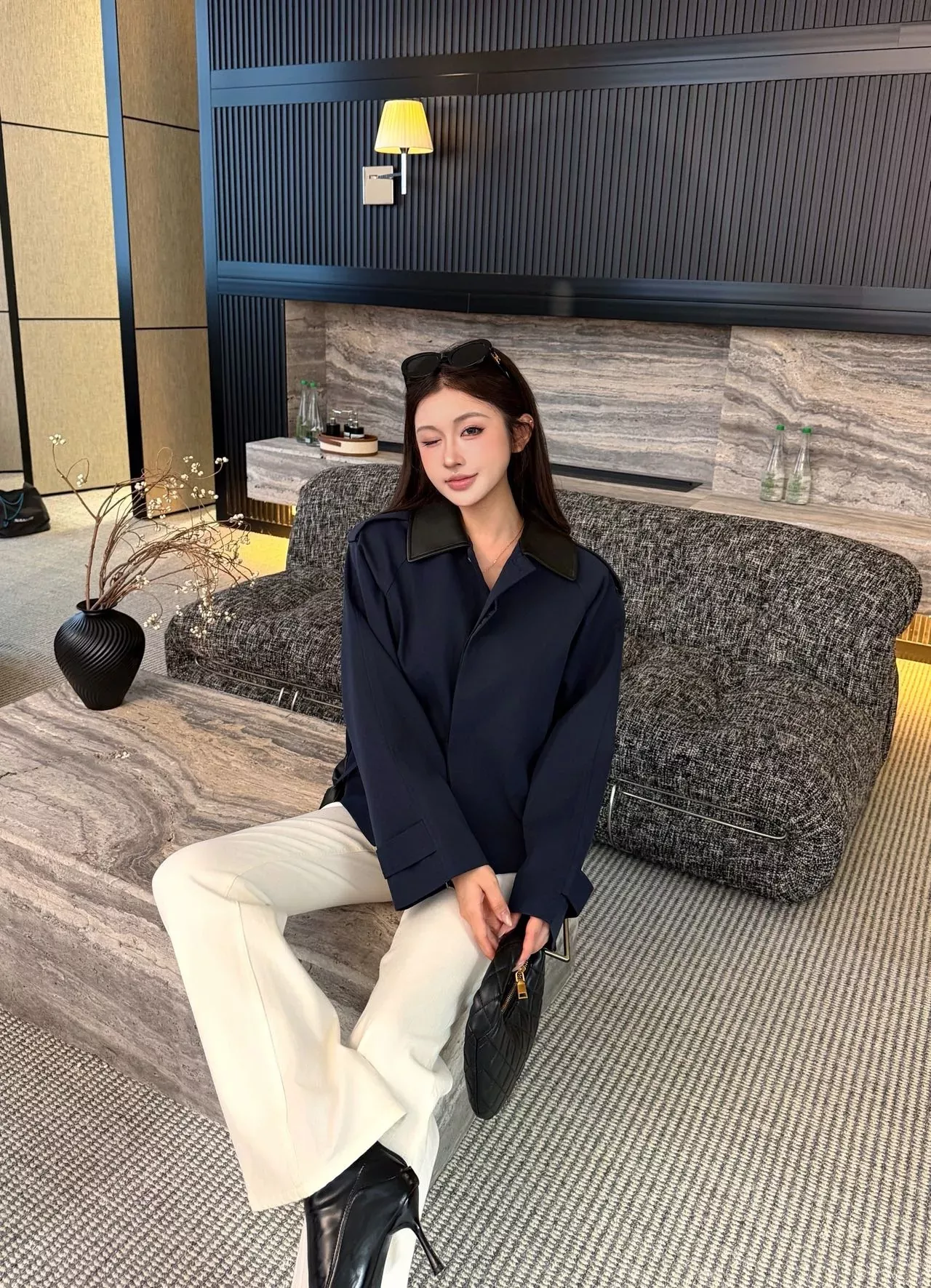 셀린느 가죽 카라 벨트 여성용 가죽 재킷 상세 이미지 37