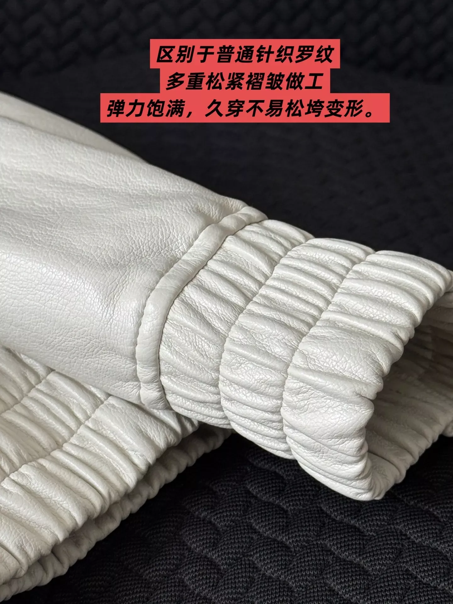 루이비통 암패턴 양가죽 스탠드칼라 남녀공용 가죽 재킷 상세 이미지 23