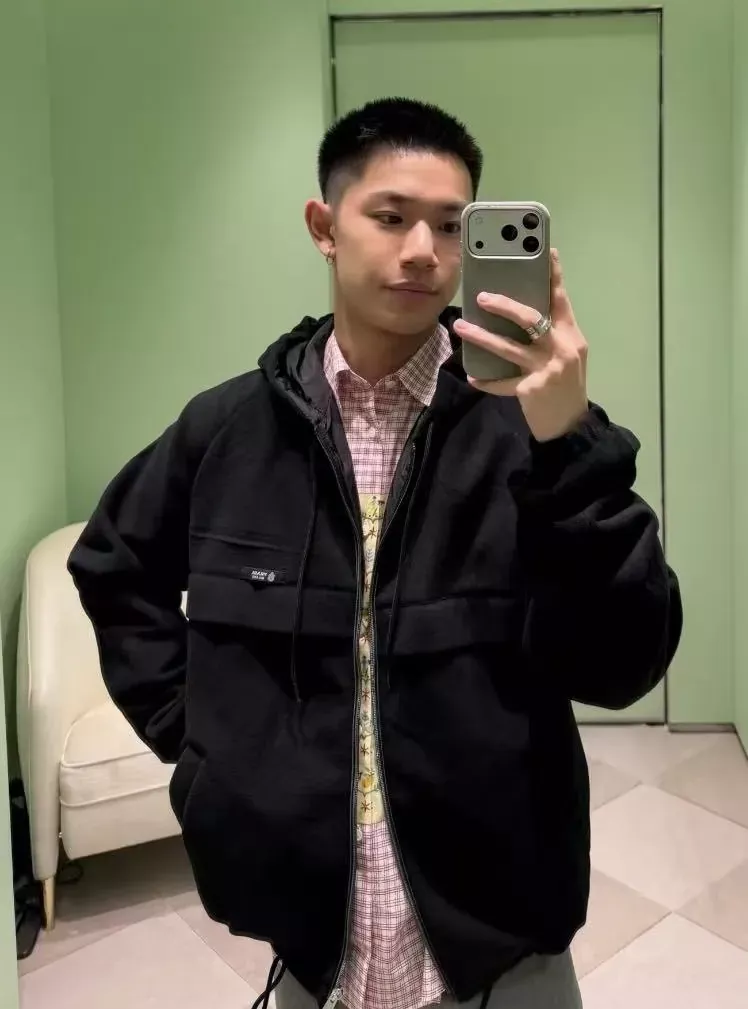 프라다 밀리터리 그린 집업 남녀공용 플리스 재킷 상세 이미지 111