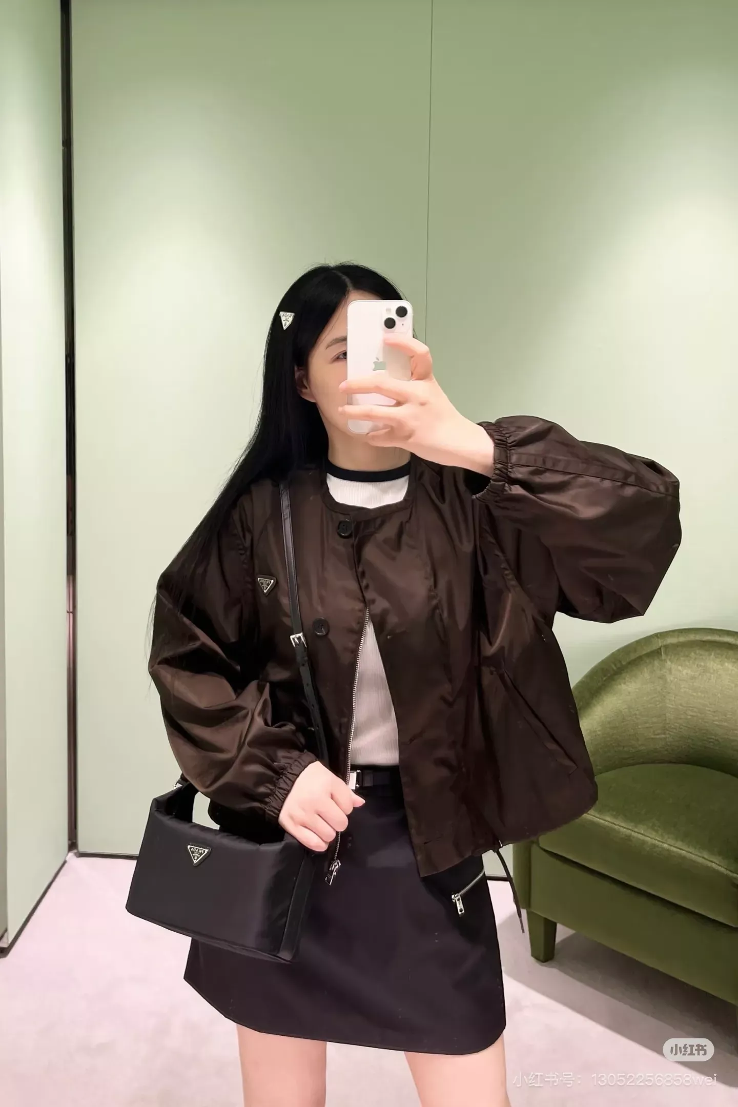 프라다 삼각 로고 나일론 여성용 집업 재킷 상세 이미지 19