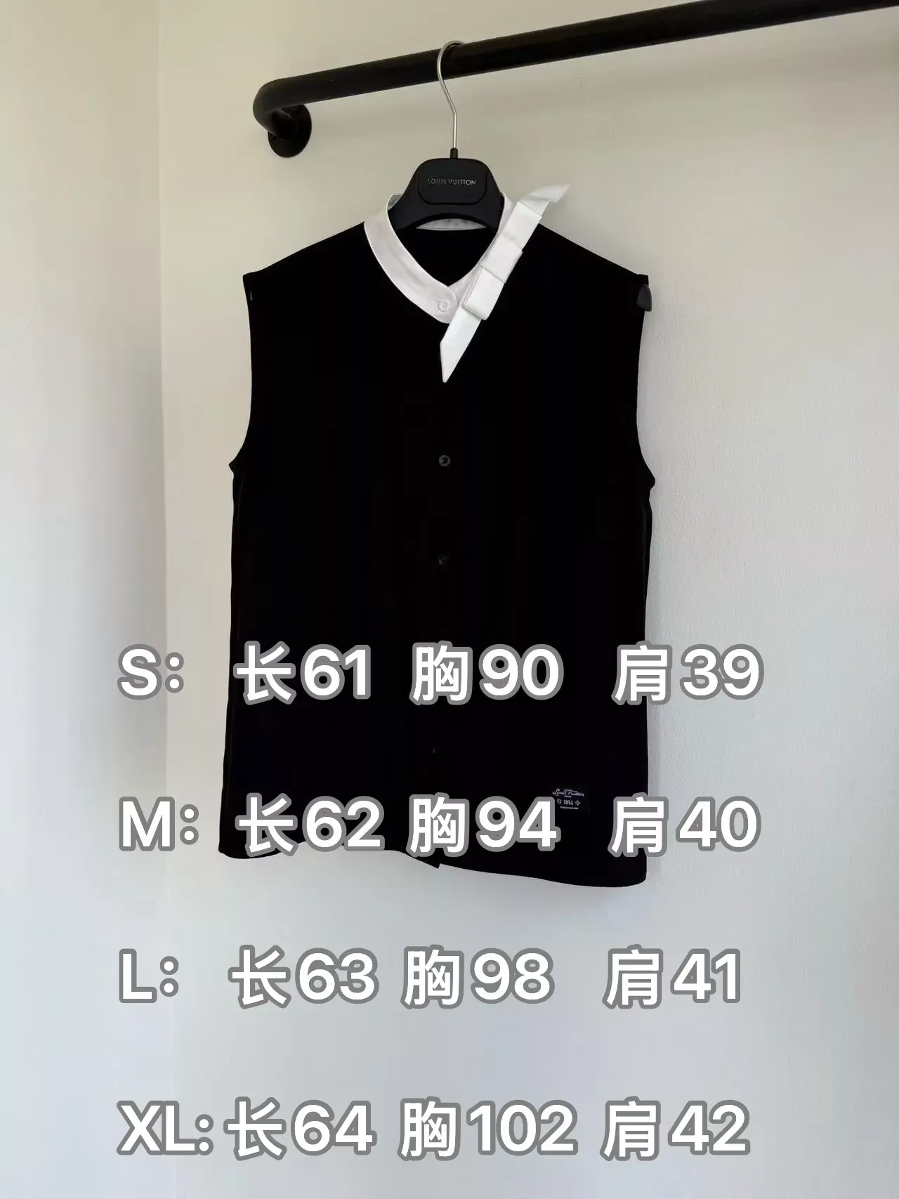 루이비통 리본 장식 배색 칼라 여성용 민소매 셔츠 상세 이미지 10