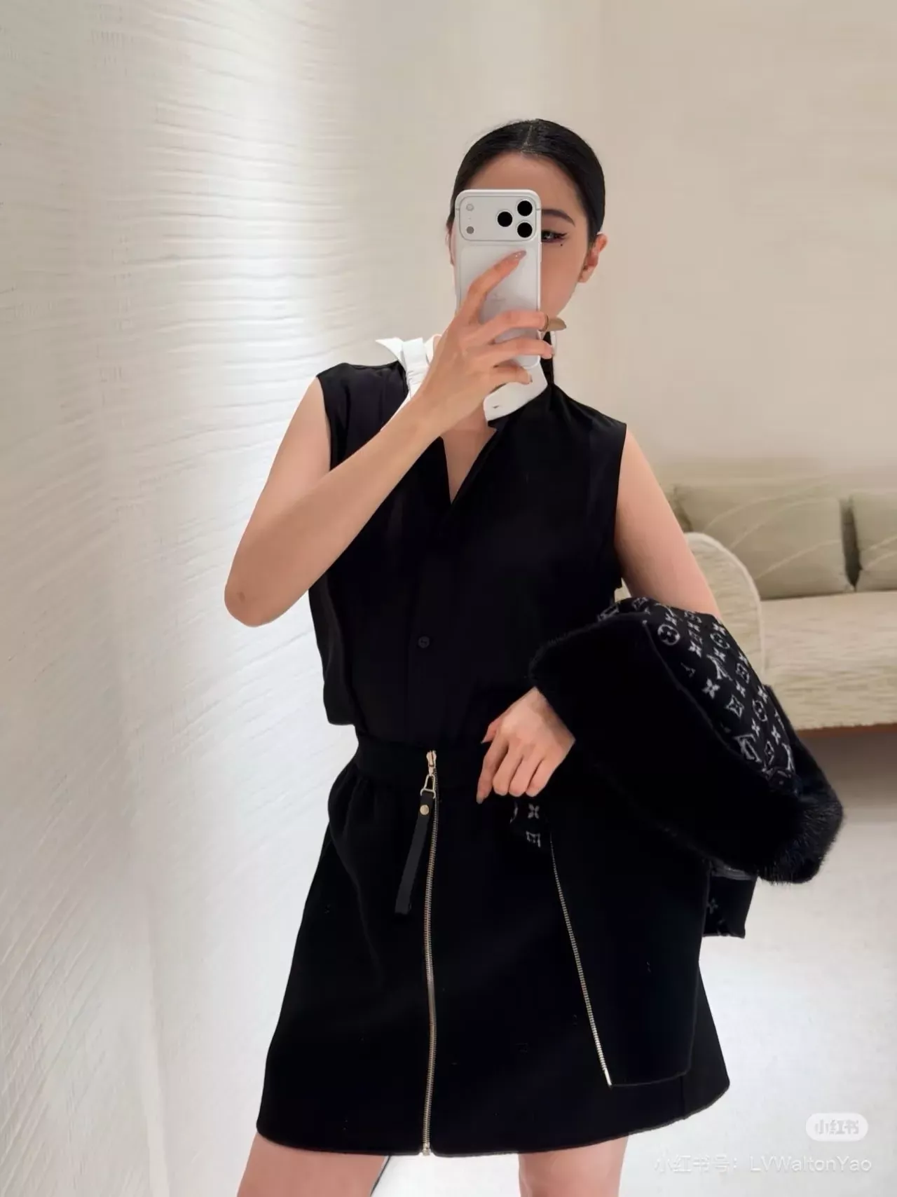 루이비통 리본 장식 배색 칼라 여성용 민소매 셔츠 상세 이미지 21
