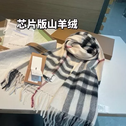 버버리 클래식 체크 캐시미어 머플러