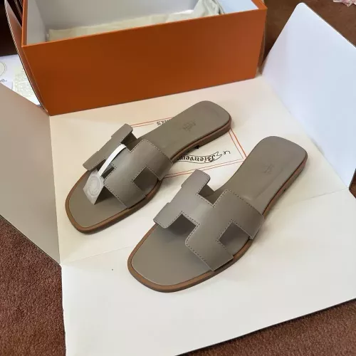 에르메스 에나멜 평문 가죽창 여성용 슬리퍼