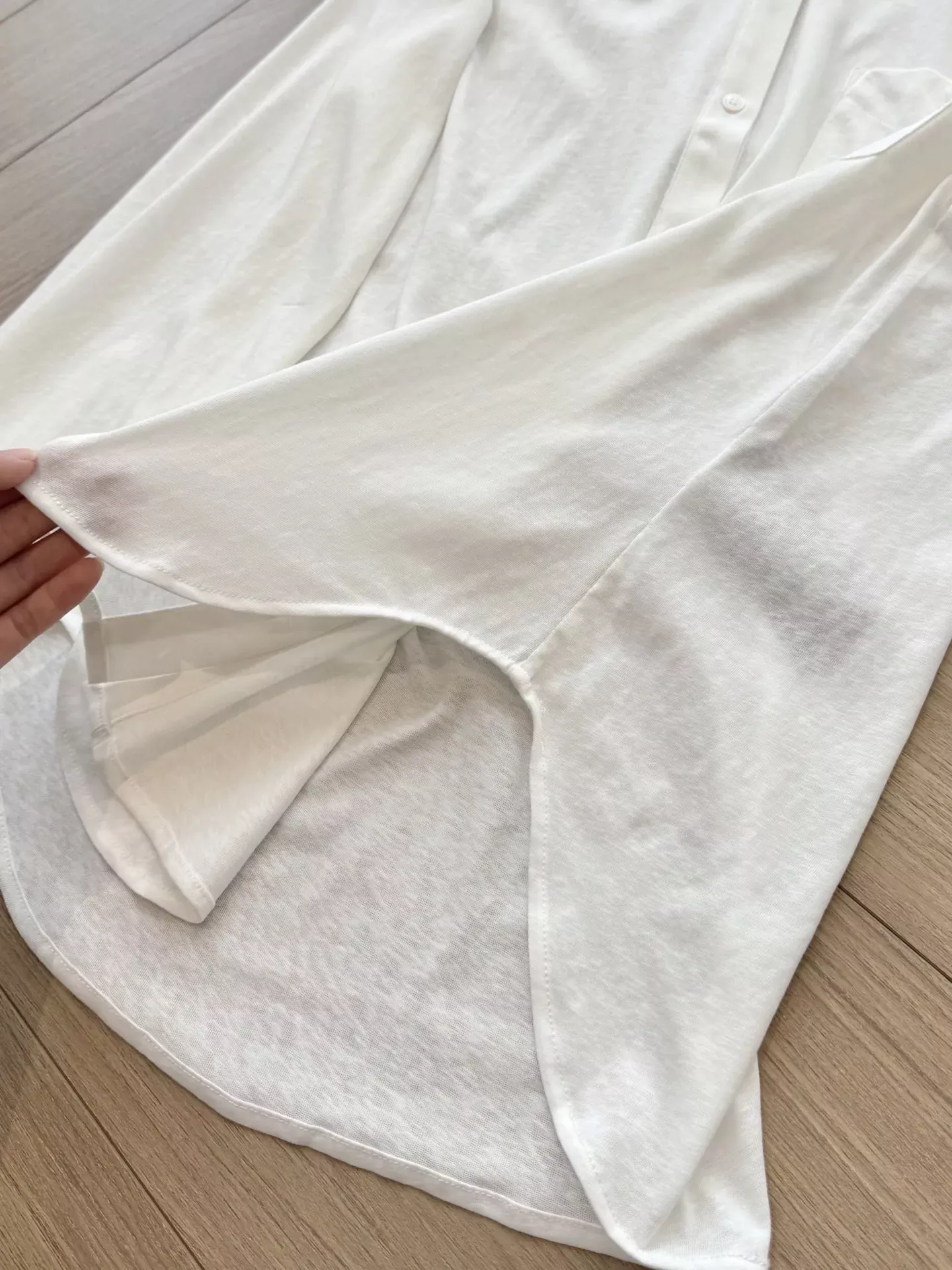 입생로랑 수입 코튼 루즈핏 여성용 긴소매 셔츠 상세 이미지 26