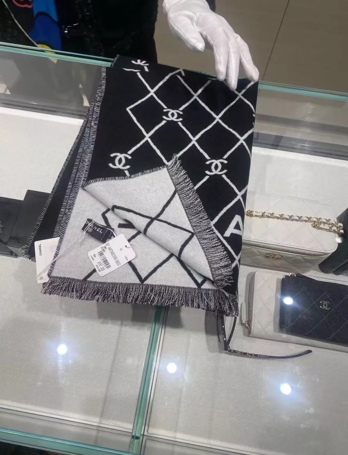 샤넬 양면 자카드 롱 머플러 상세 이미지 28
