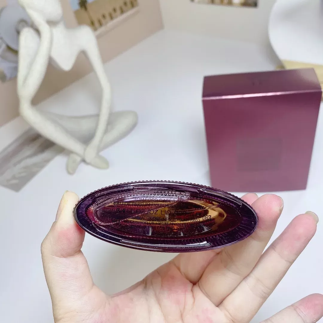 톰포드 커피 로즈 100ml EDP 향수 상세 이미지 3