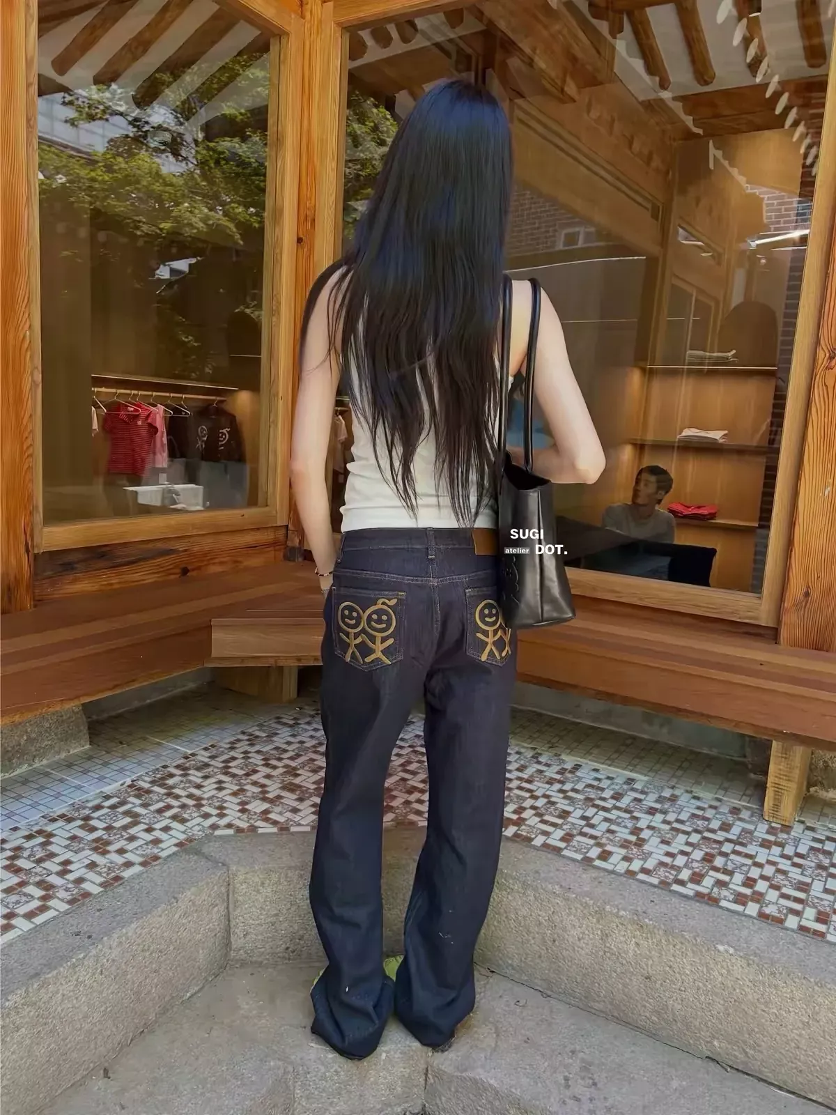 d42.webp
