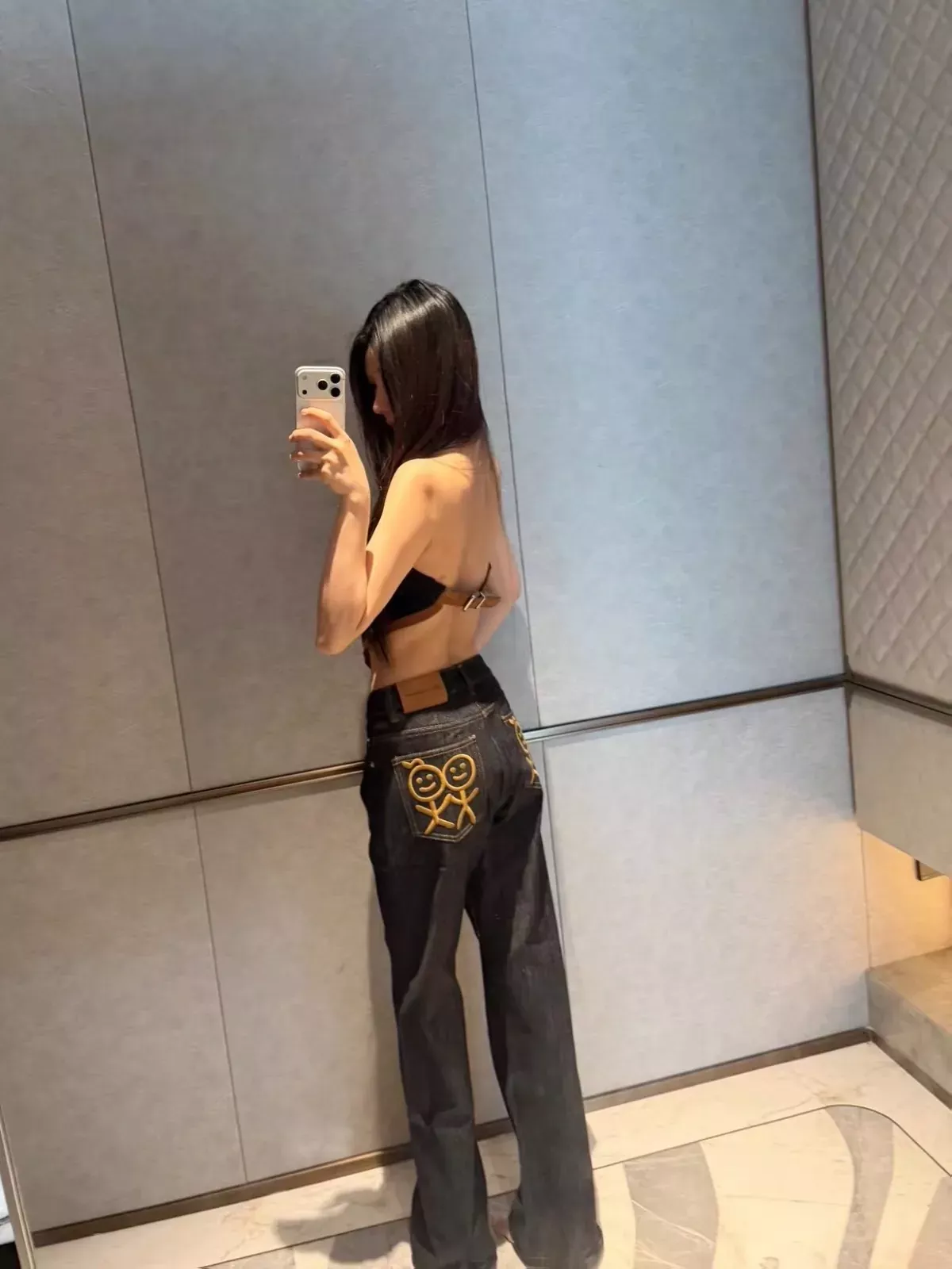 d44.webp