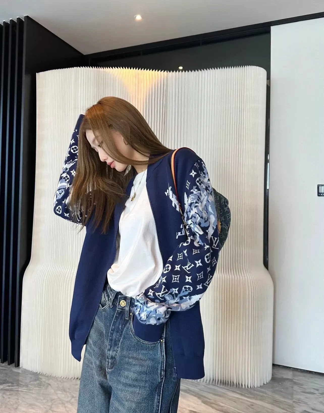 루이비통 자카드 울 혼방 긴소매 남녀공용 니트 재킷 상세 이미지 22