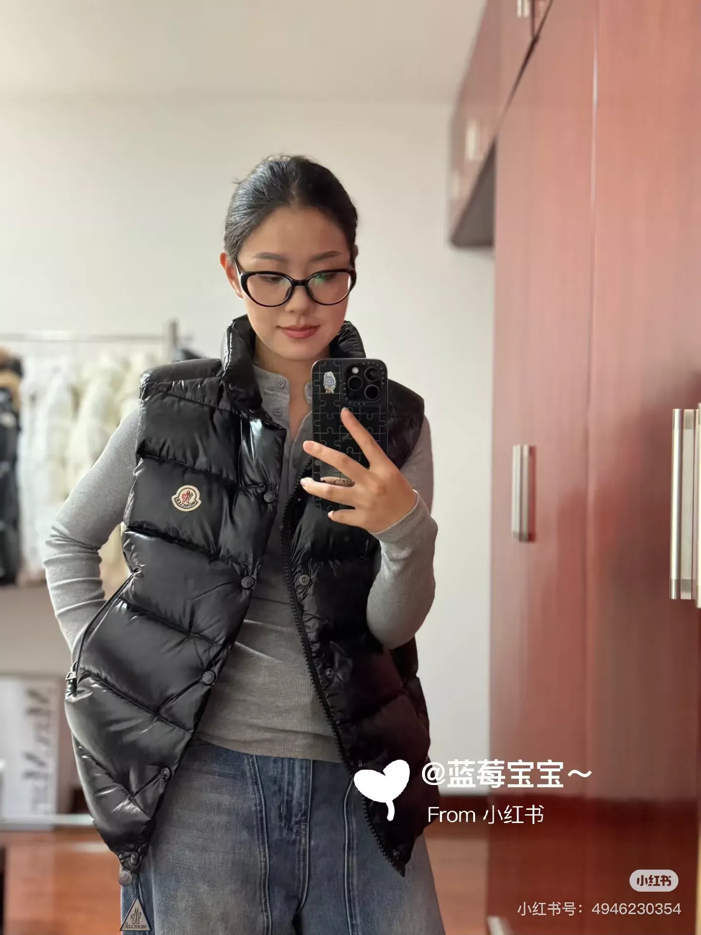 몽클레어 유광 나일론 후드 남녀공용 패딩 조끼 상세 이미지 17
