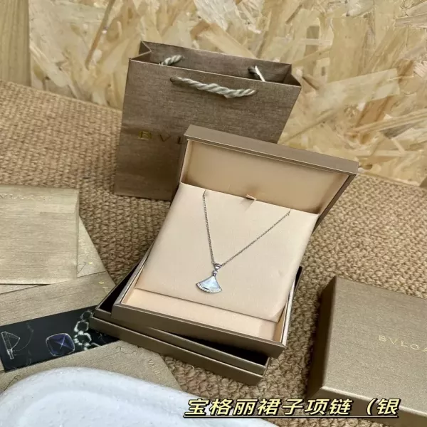 불가리 디바 팬던트 체인 목걸이