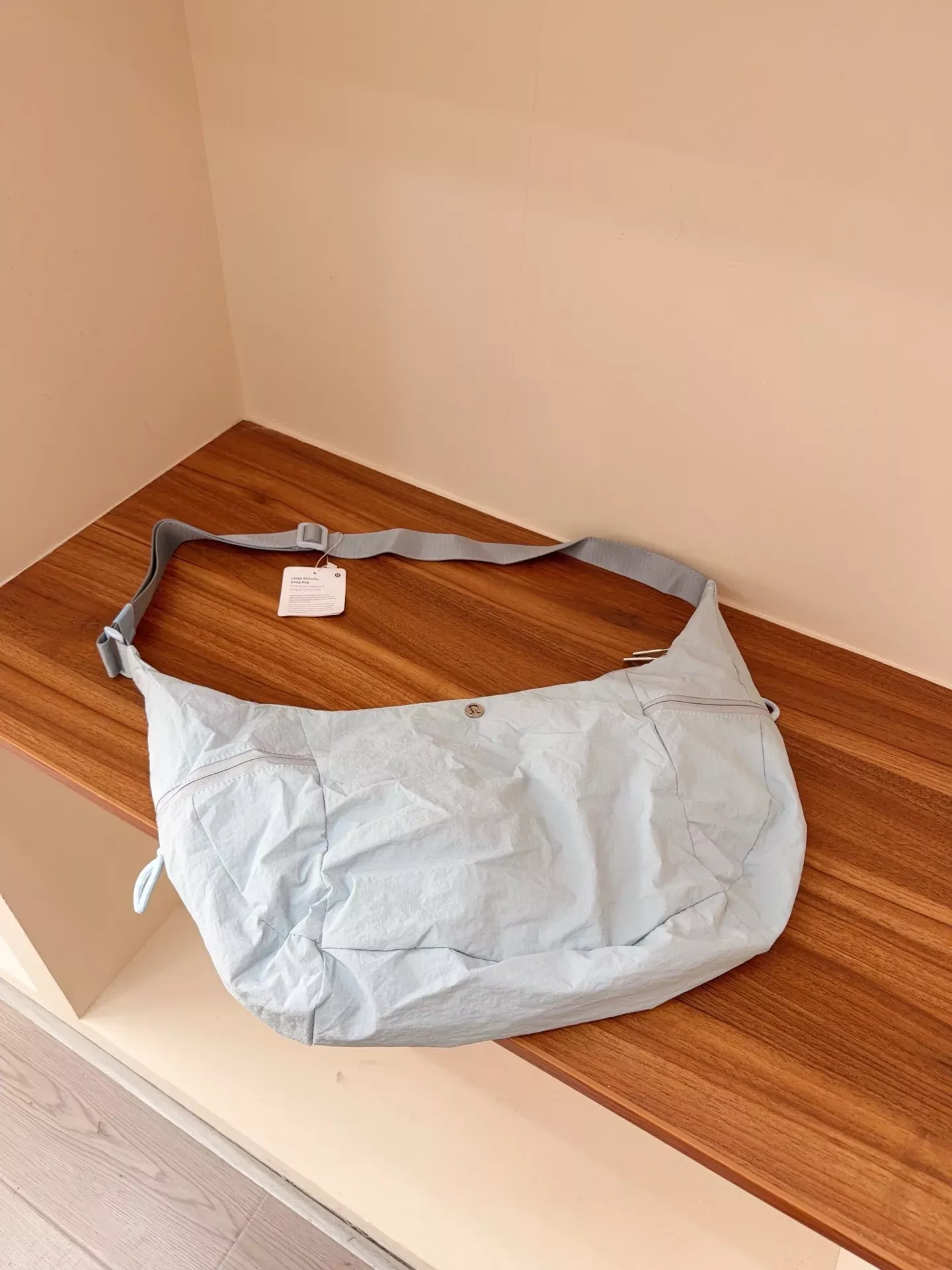룰루레몬 나일론 초승달 멀티 수납 호보백 상세 이미지 8