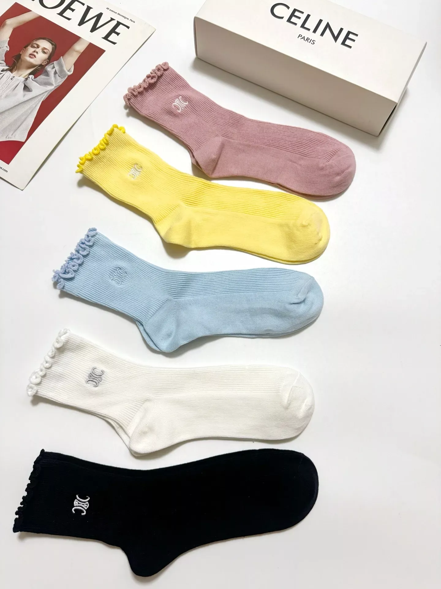 셀린느 자수 로고 순면 중목 여성용 장목 양말 상세 이미지 6
