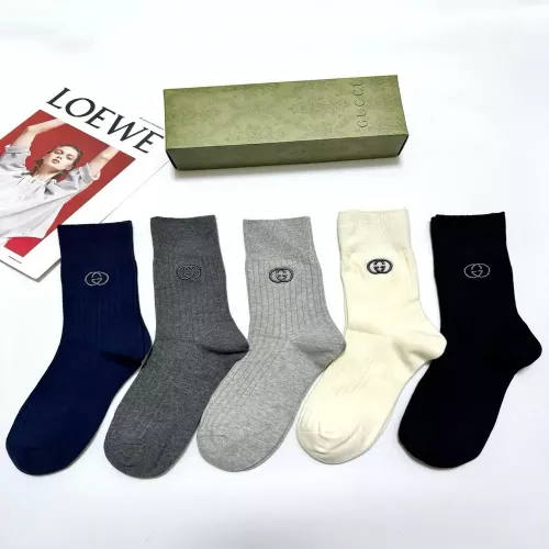 구찌 자수 로고 코튼 혼방 남녀공용 장목 양말