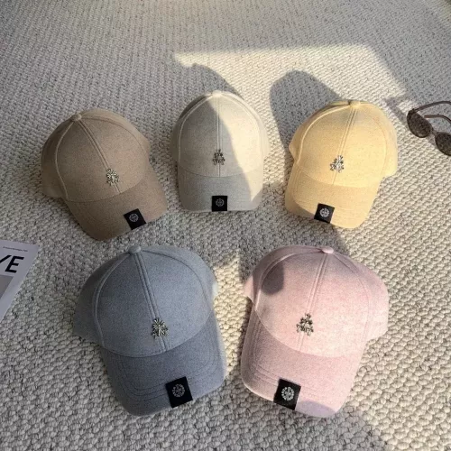크롬하츠 울 혼방 메탈 장식 볼캡