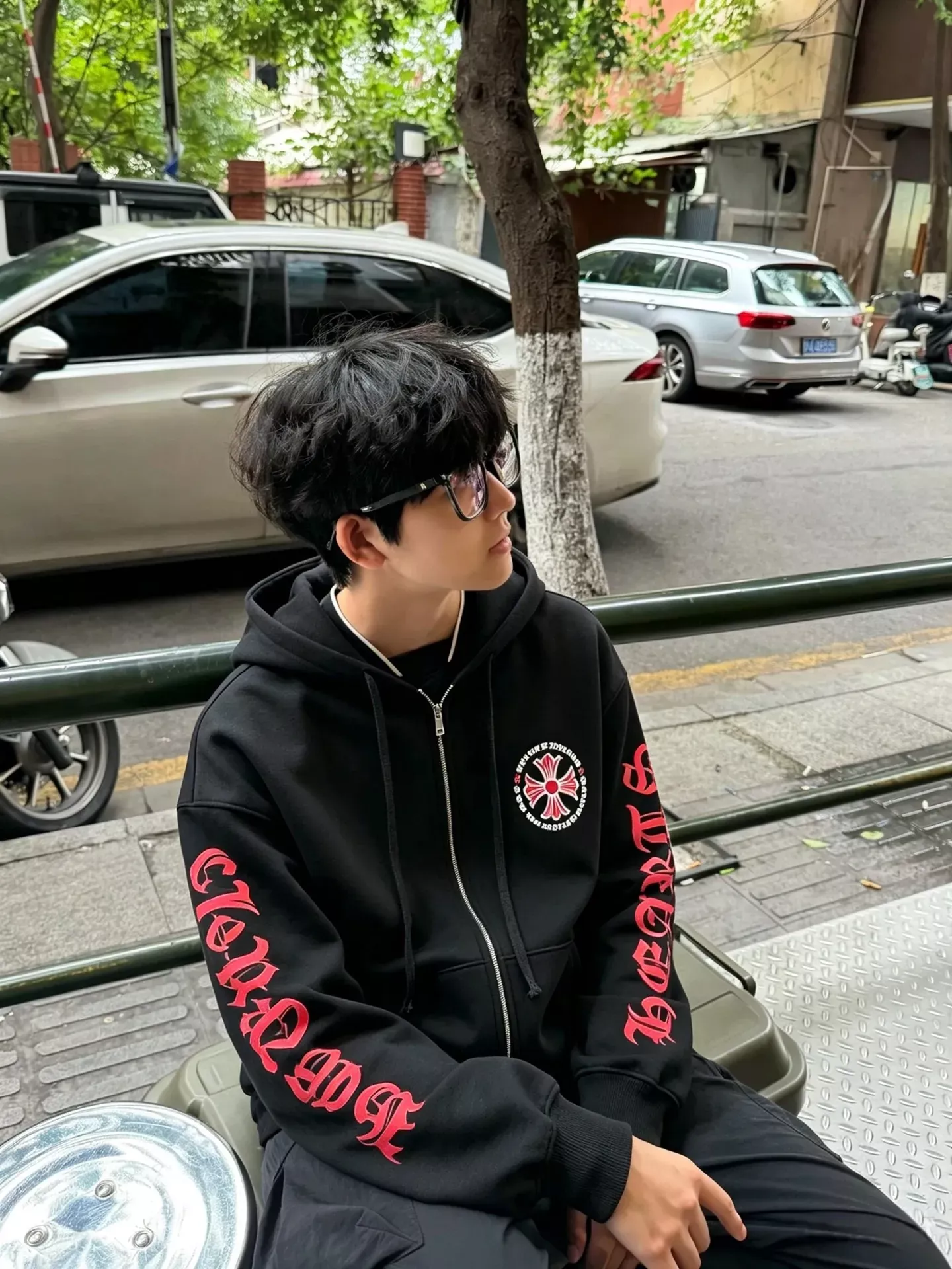 크롬하츠 레드 고딕 크로스 집업 남녀공용 후드 재킷 상세 이미지 17