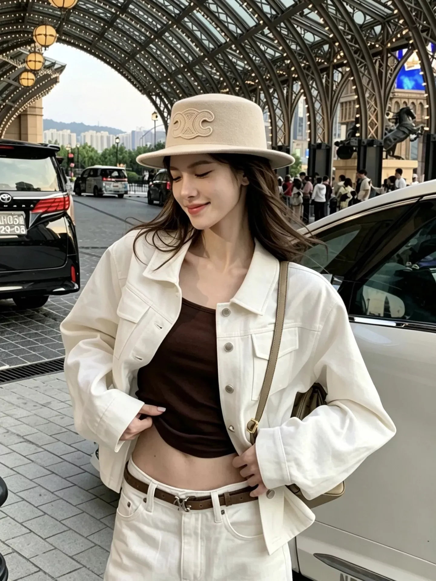 셀린느 트리옹프 자수 울 보트햇 상세 이미지 5