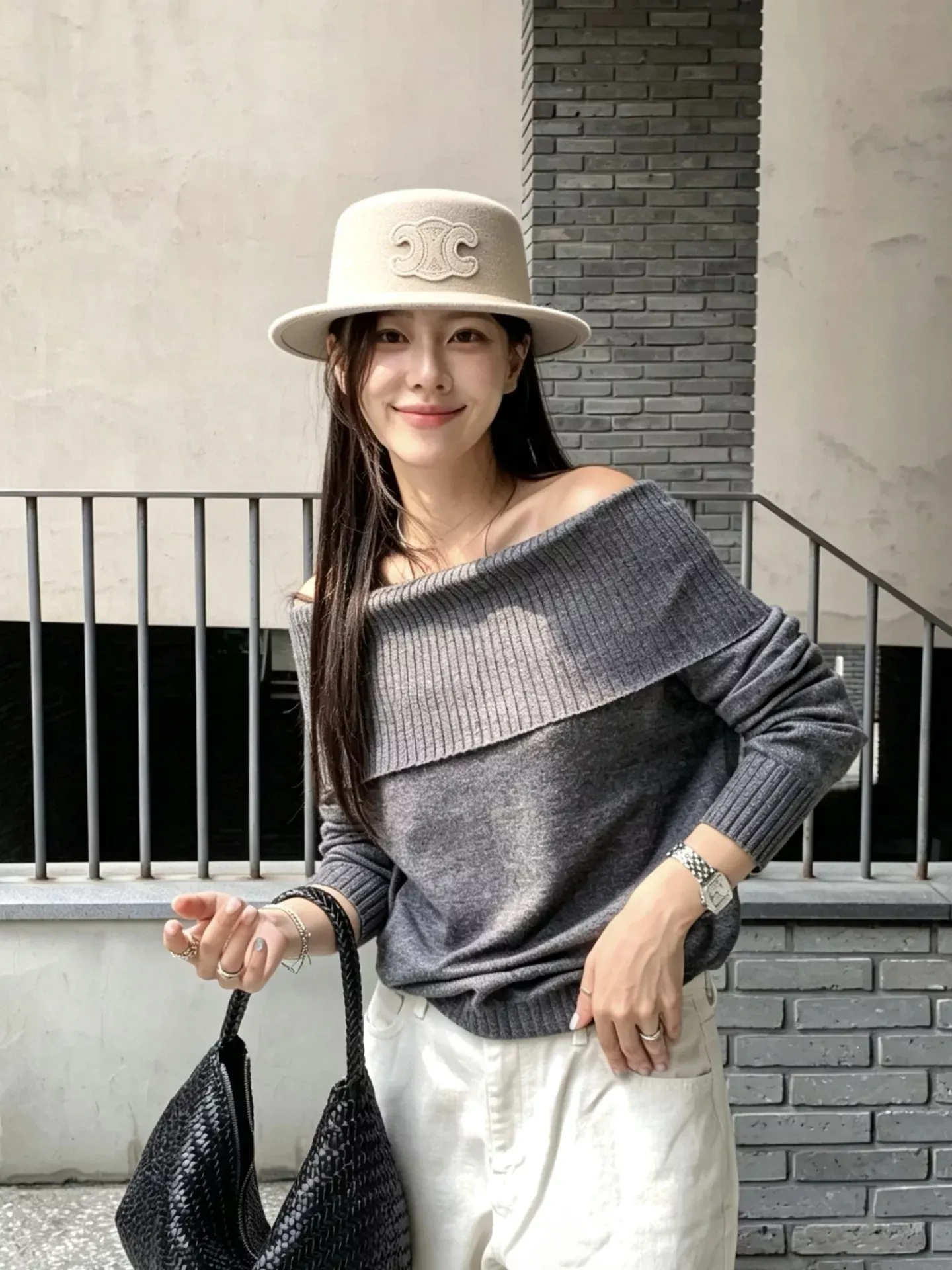 셀린느 트리옹프 자수 울 보트햇 상세 이미지 6