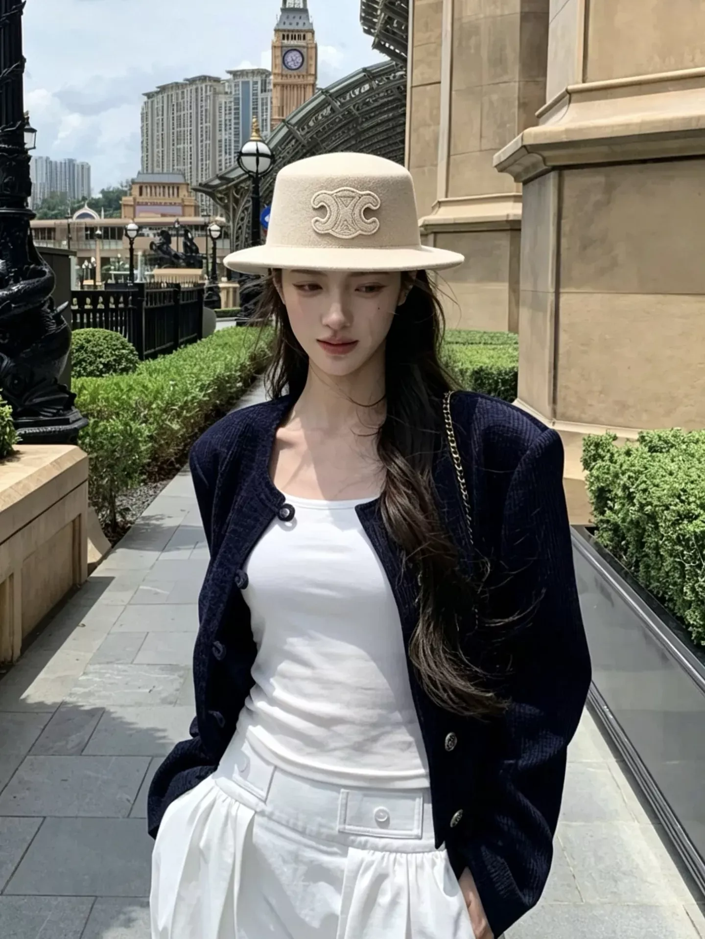 셀린느 트리옹프 자수 울 보트햇 상세 이미지 7
