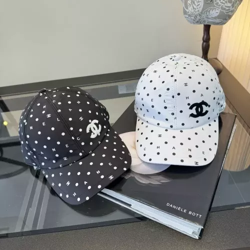 샤넬 도트 패턴 여행용 볼캡