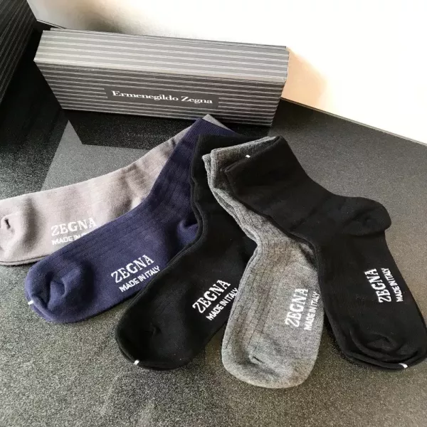 제냐 레터 자수 순면 남성용 장목 양말