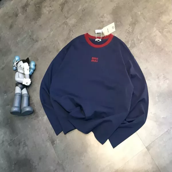 미우미우 배색 넥 로고 여성용 긴소매 티셔츠