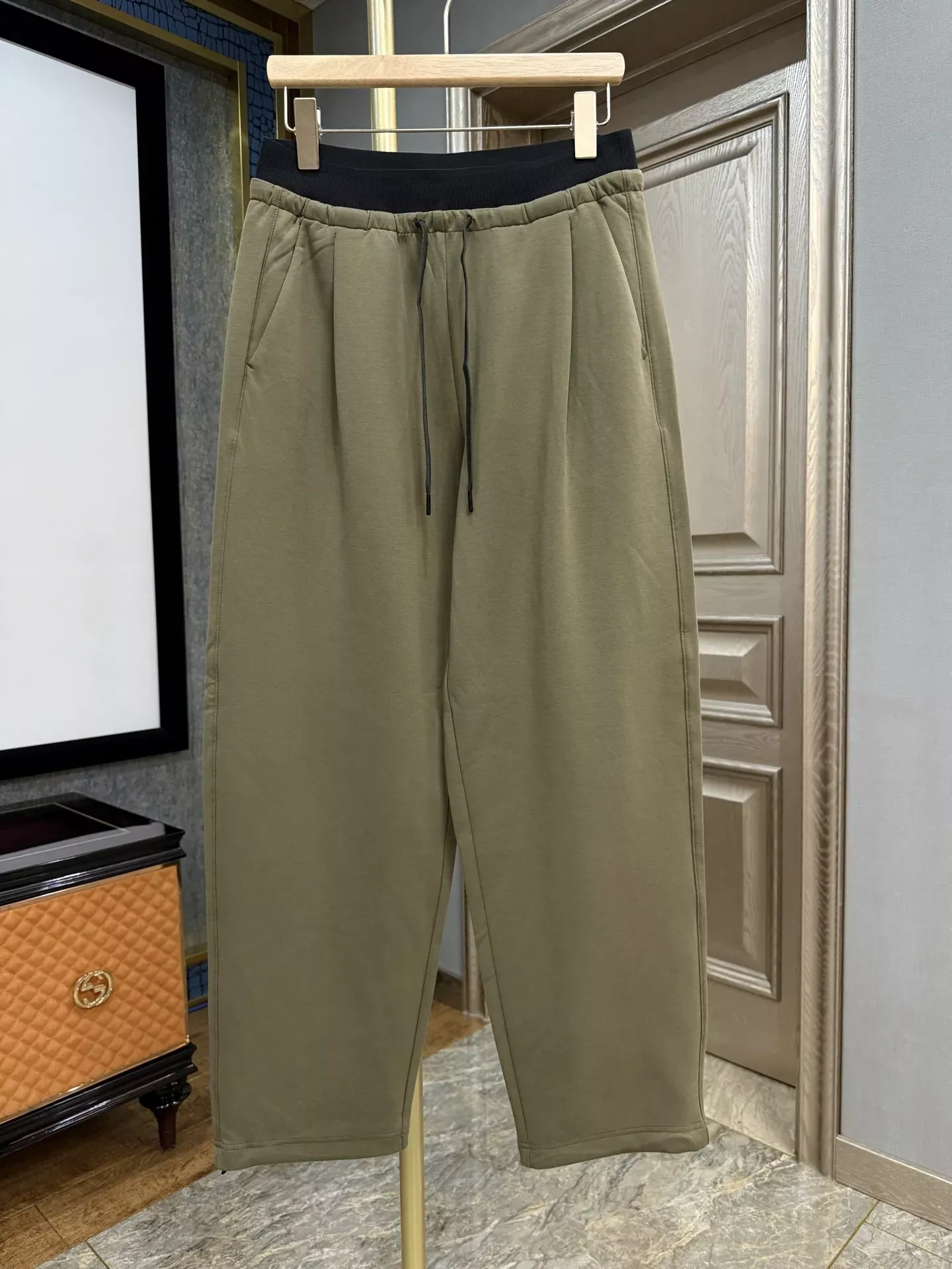 d17.webp