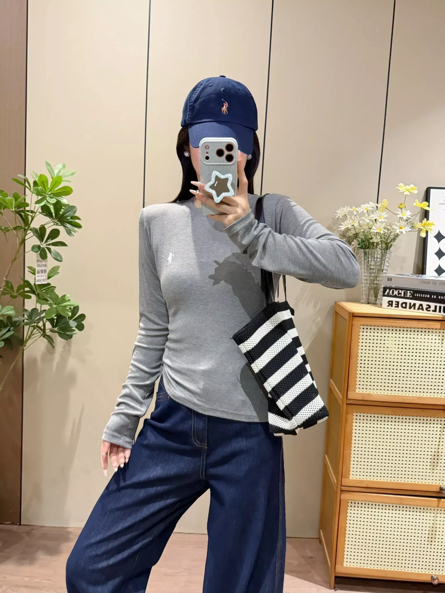 랄프로렌 전마 자수 슬림핏 여성용 긴소매 티셔츠 상세 이미지 30