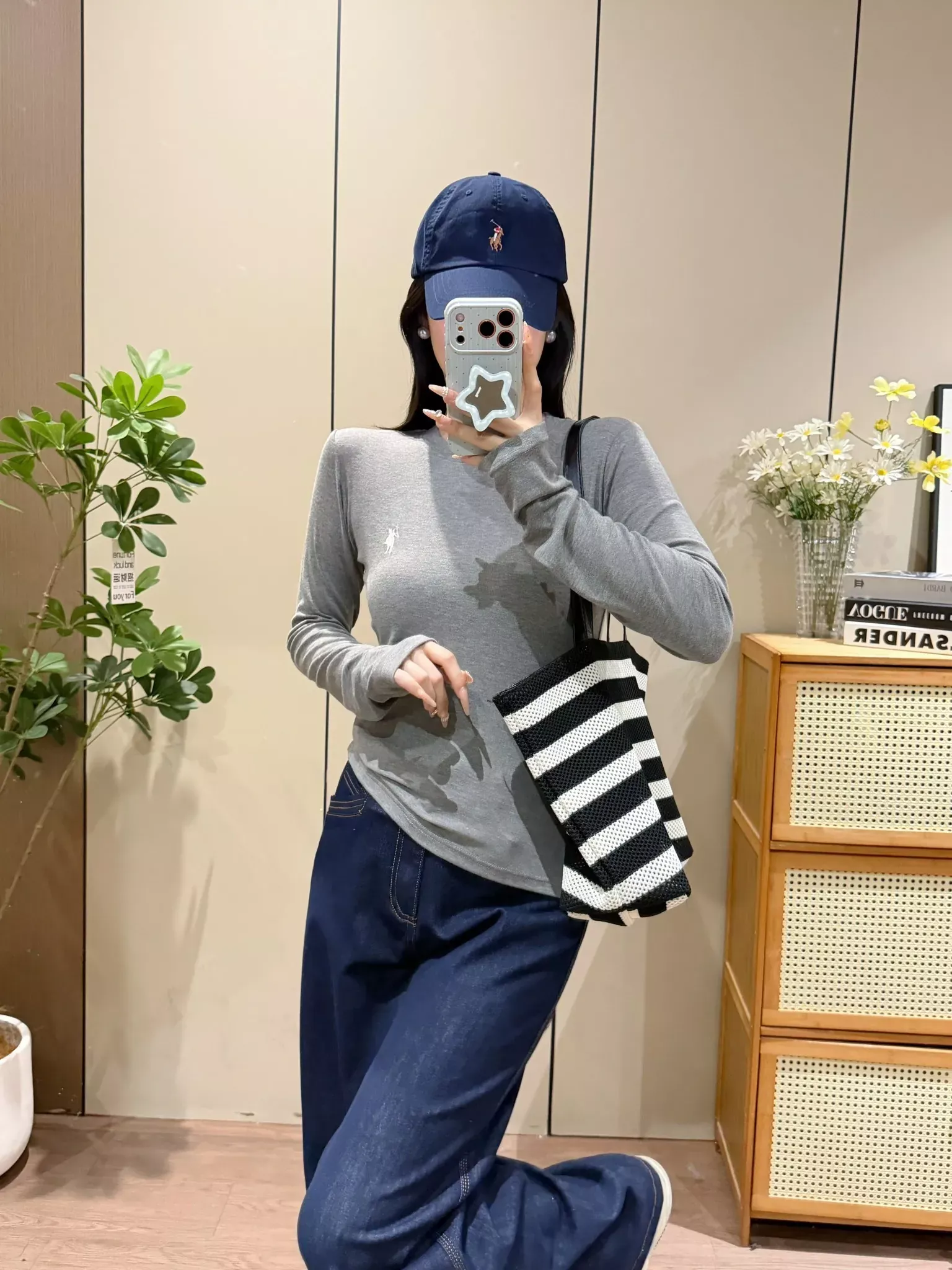 랄프로렌 전마 자수 슬림핏 여성용 긴소매 티셔츠 상세 이미지 33