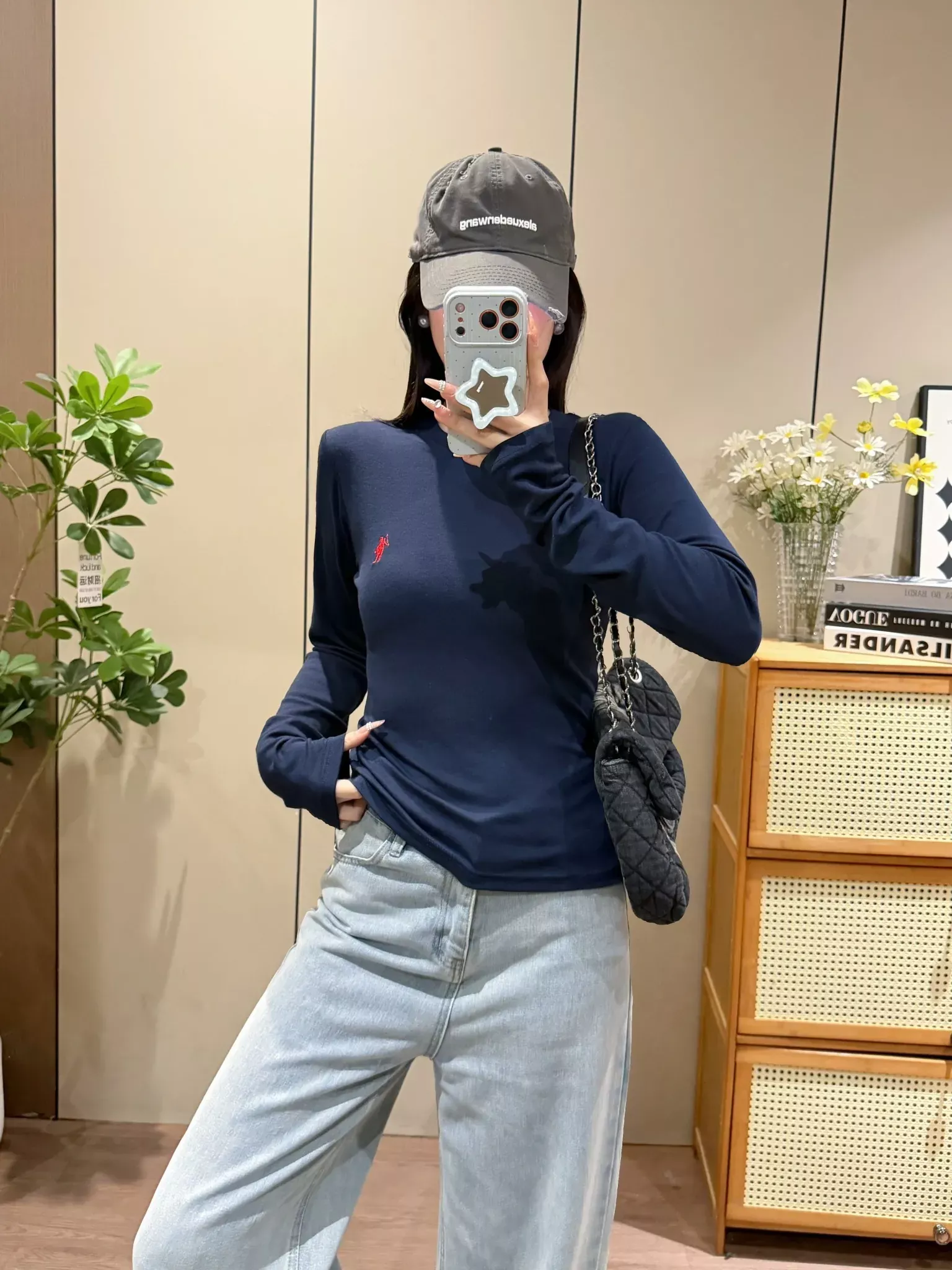 랄프로렌 전마 자수 슬림핏 여성용 긴소매 티셔츠 상세 이미지 57