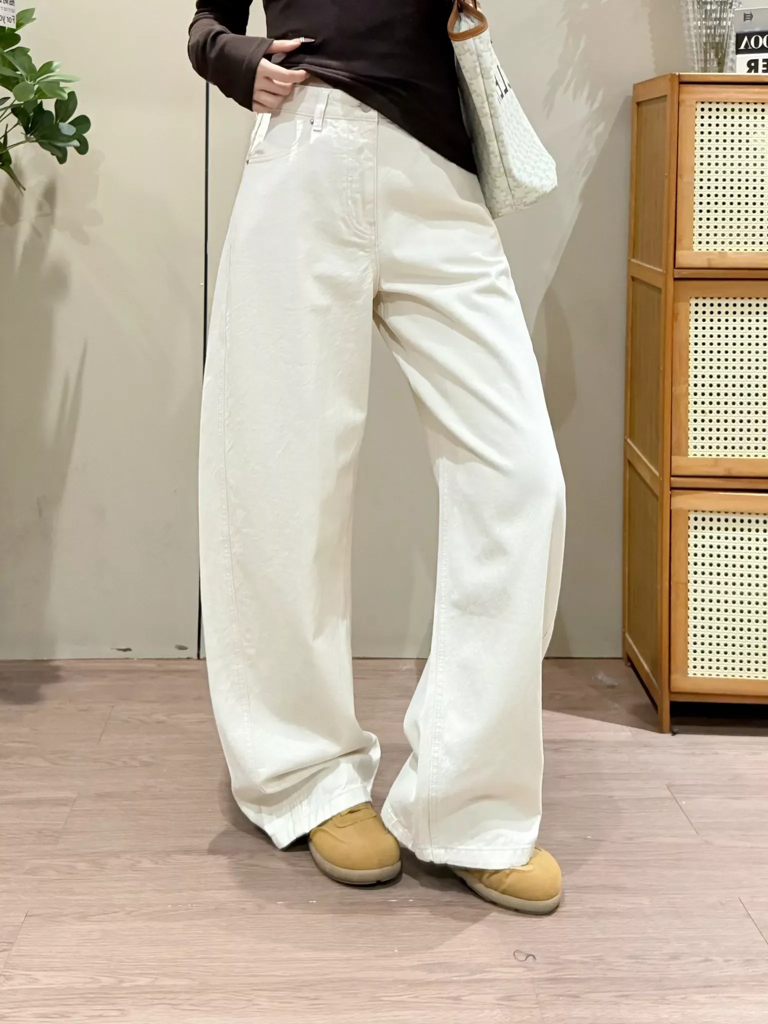 모앤코 미백 워싱 와이드 여성용 데님 팬츠 상세 이미지 38