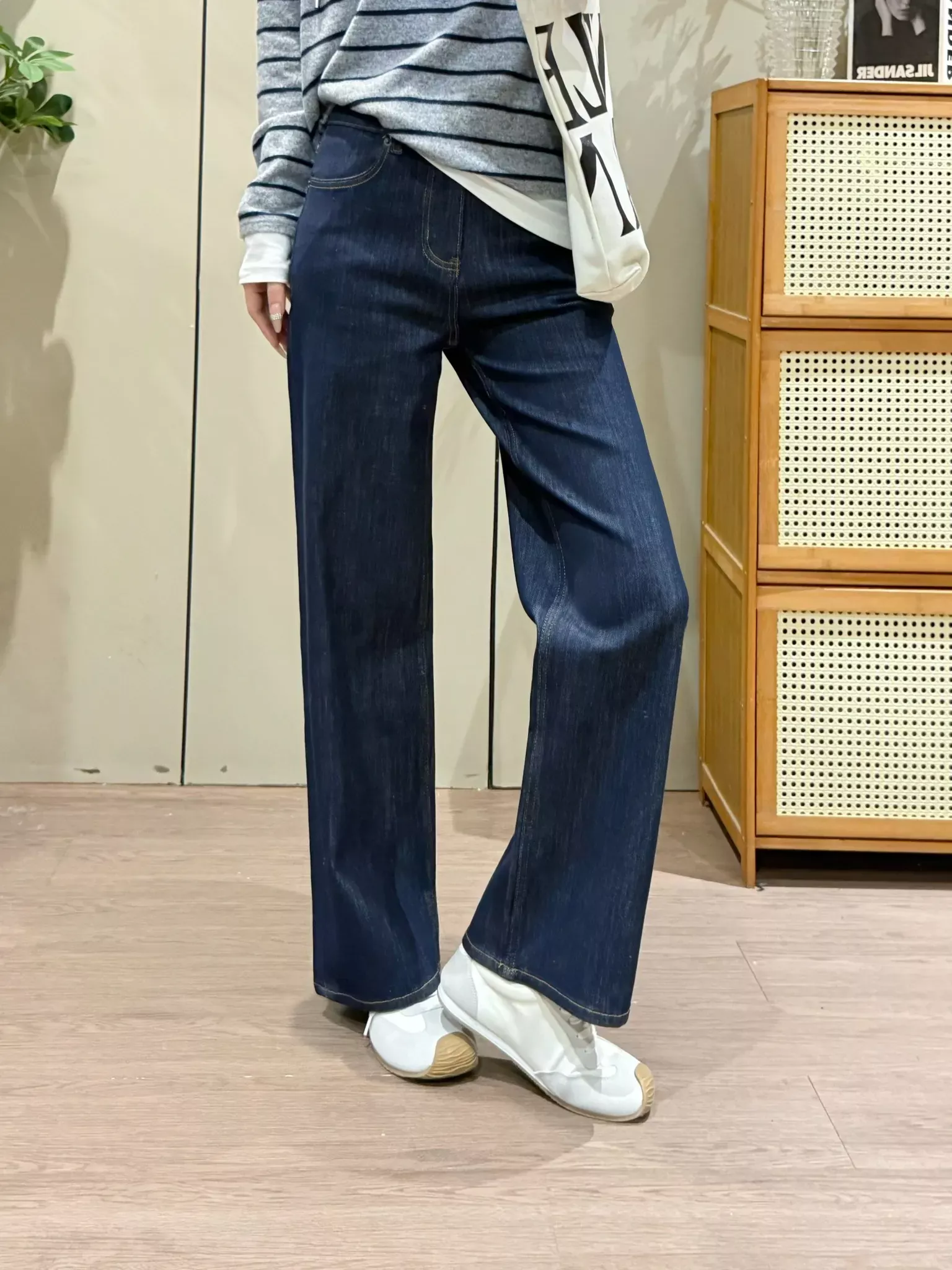 더로우 딥블루 스트레이트 여성용 데님 팬츠 상세 이미지 30