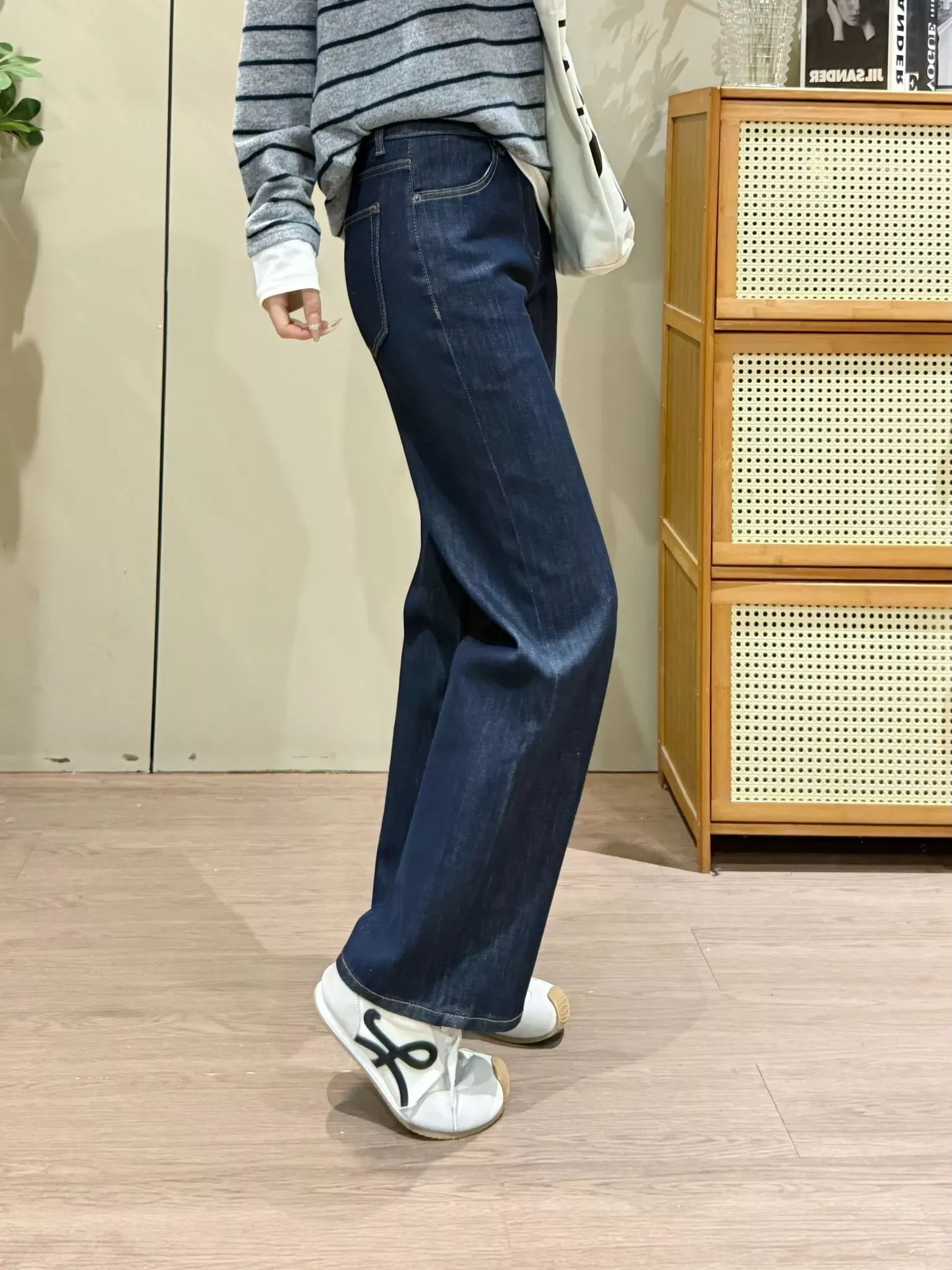더로우 딥블루 스트레이트 여성용 데님 팬츠 상세 이미지 33