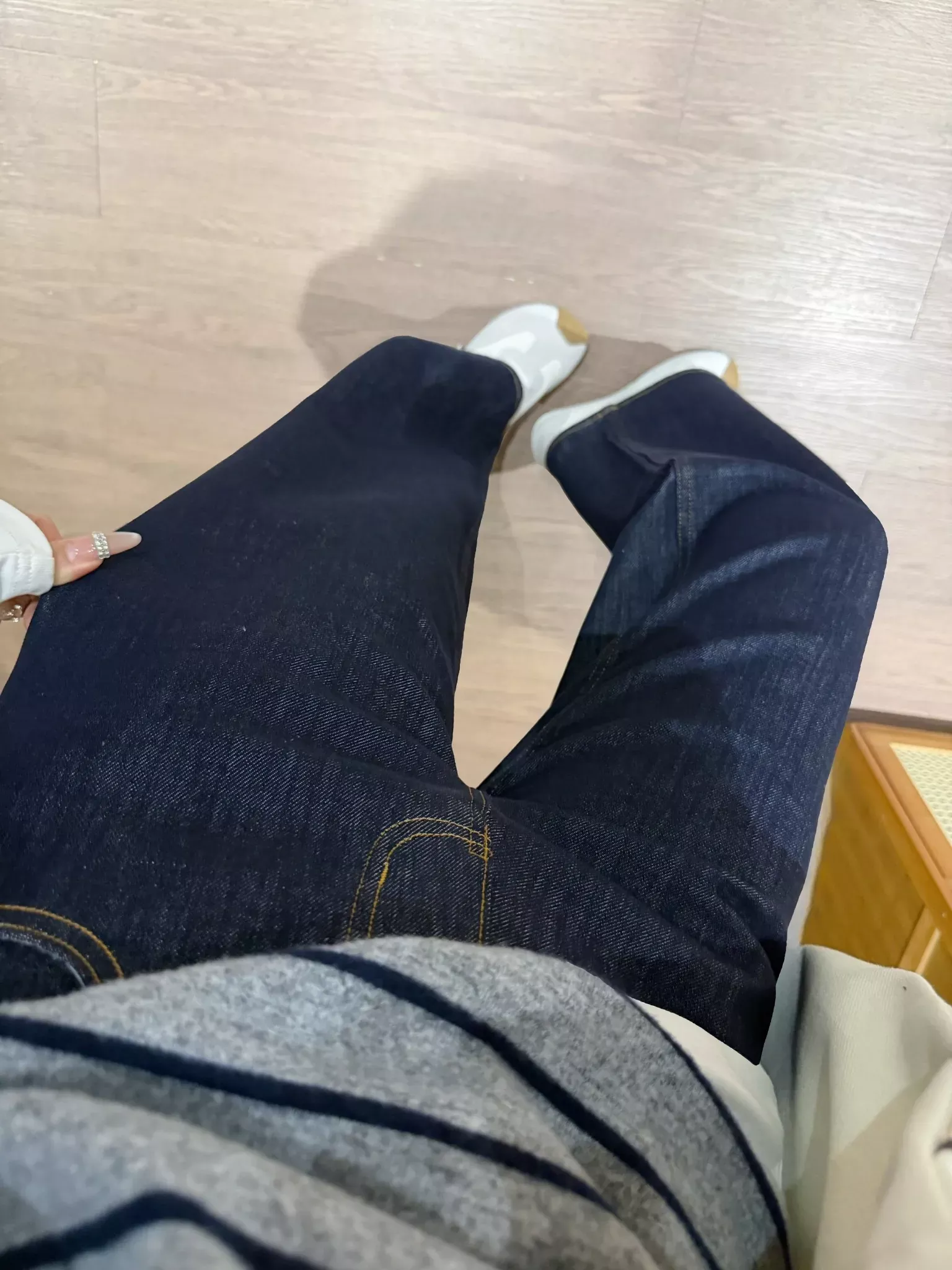 더로우 딥블루 스트레이트 여성용 데님 팬츠 상세 이미지 35