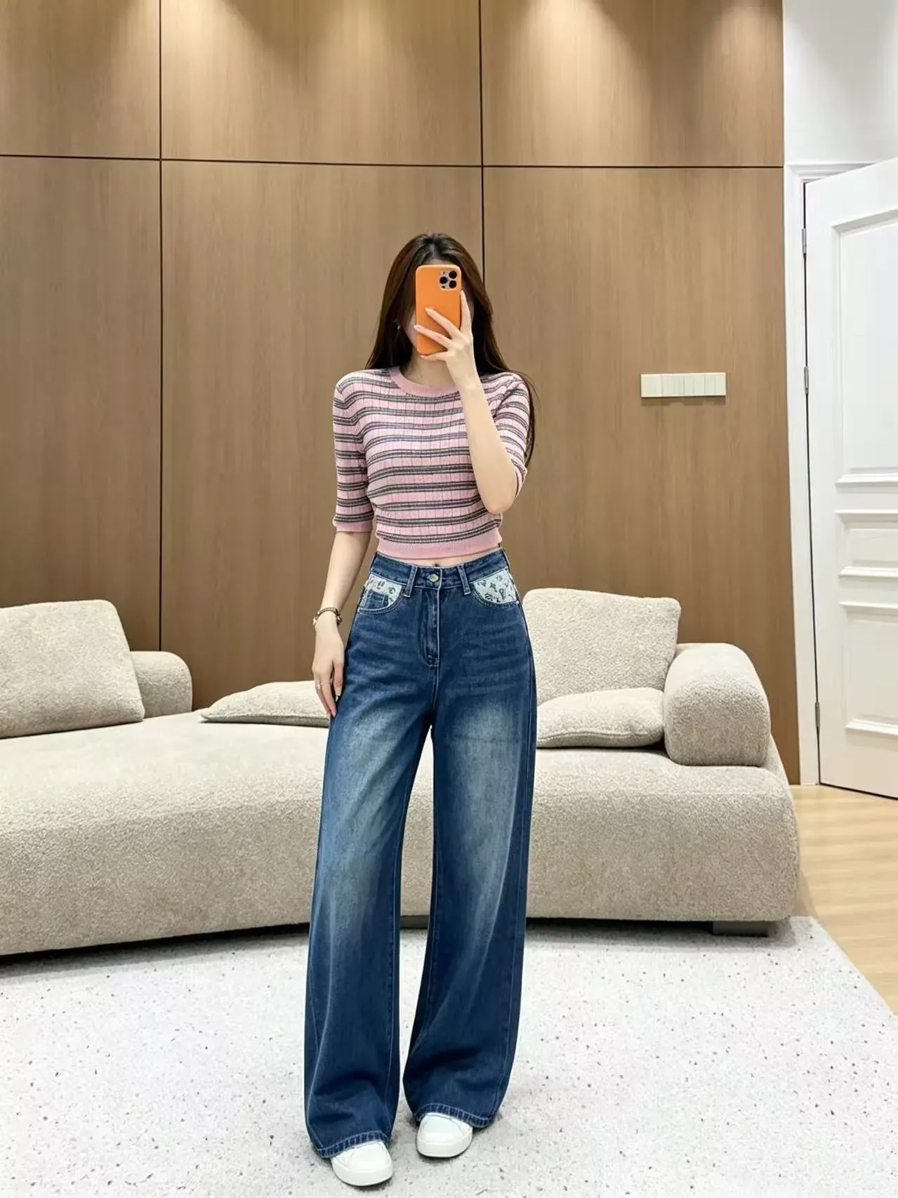 루이비통 로고 포켓 워싱 여성용 데님 팬츠 상세 이미지 15