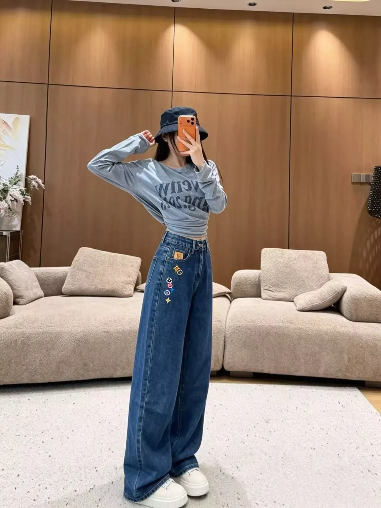 루이비통 플라워 자수 로고 여성용 데님 팬츠 상세 이미지 17