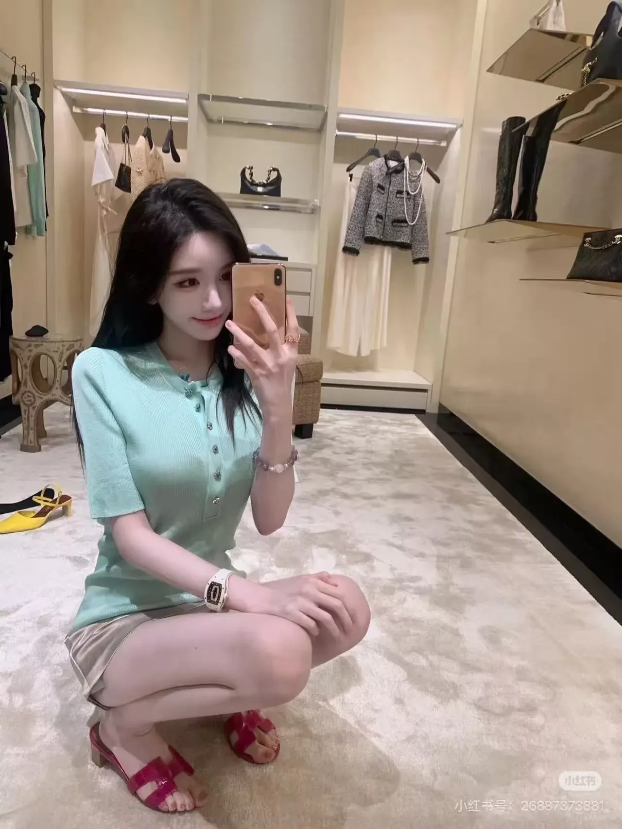 샤넬 장식 버튼 반소매 여성용 반소매 니트 상세 이미지 18
