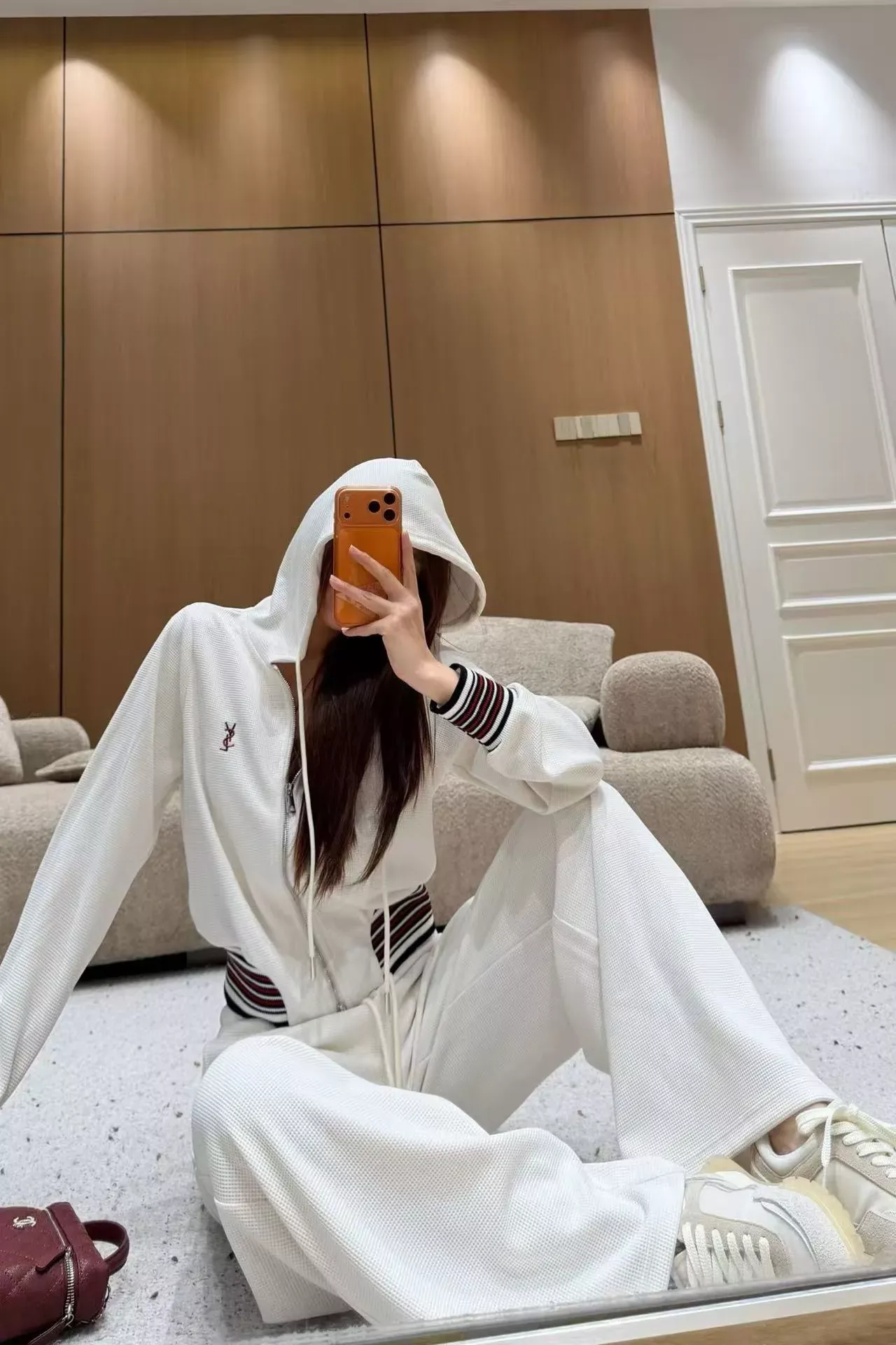 입생로랑 자수 후드 집업 여성용 상하의 세트 상세 이미지 15