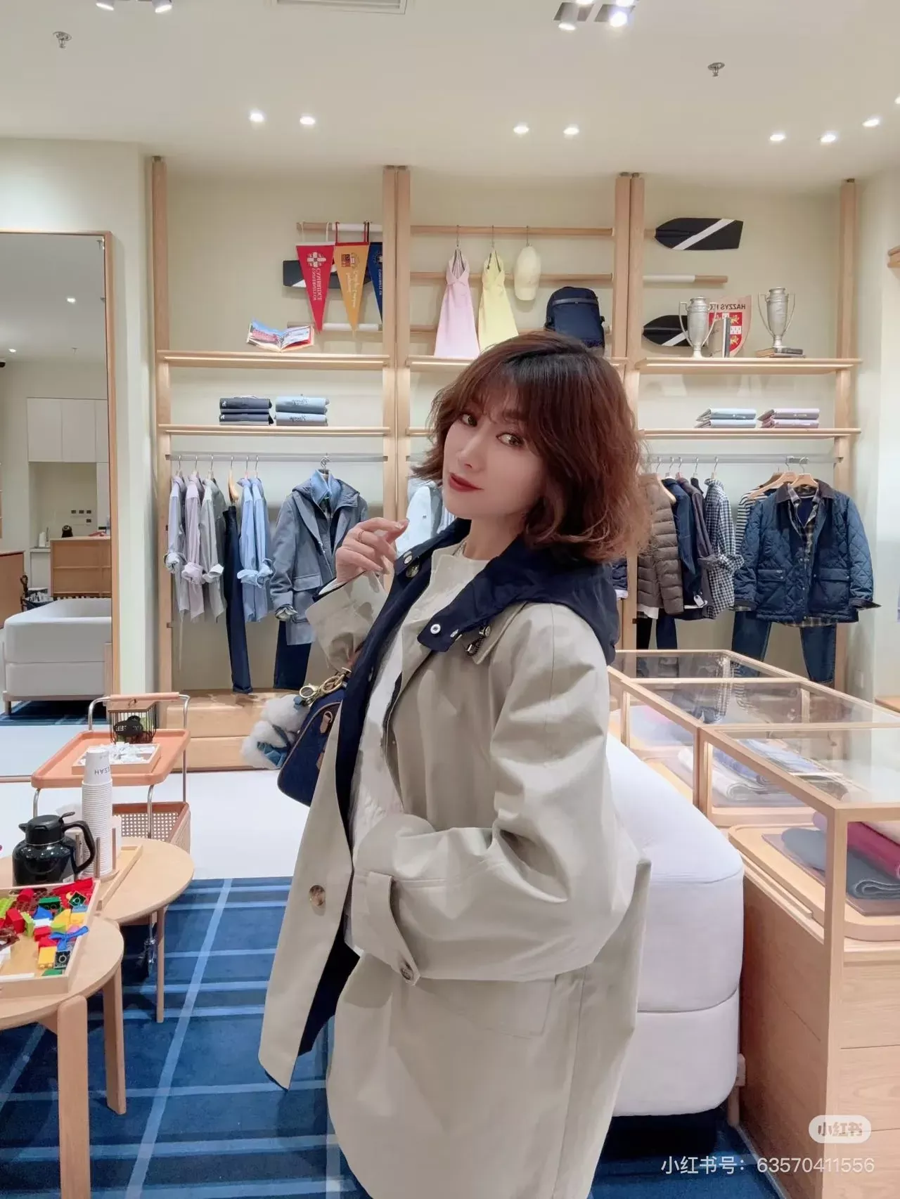 헤지스 양면 후드 코튼 하프 재킷 상세 이미지 53