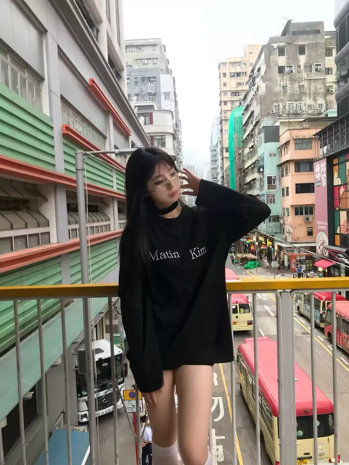 마뗑킴 해체 절개 언밸런스 여성용 긴소매 티셔츠 상세 이미지 2