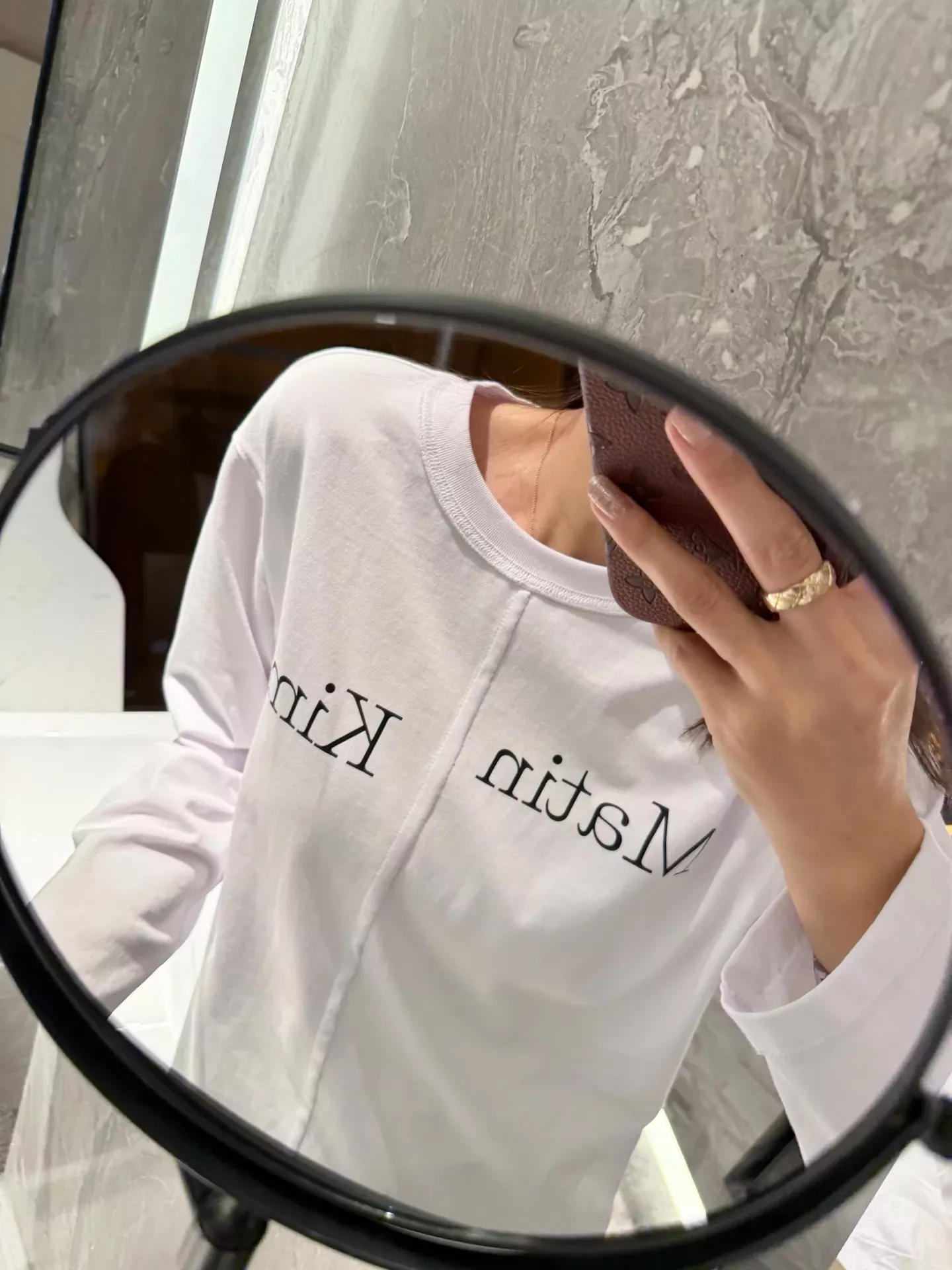 마뗑킴 해체 절개 언밸런스 여성용 긴소매 티셔츠 상세 이미지 76