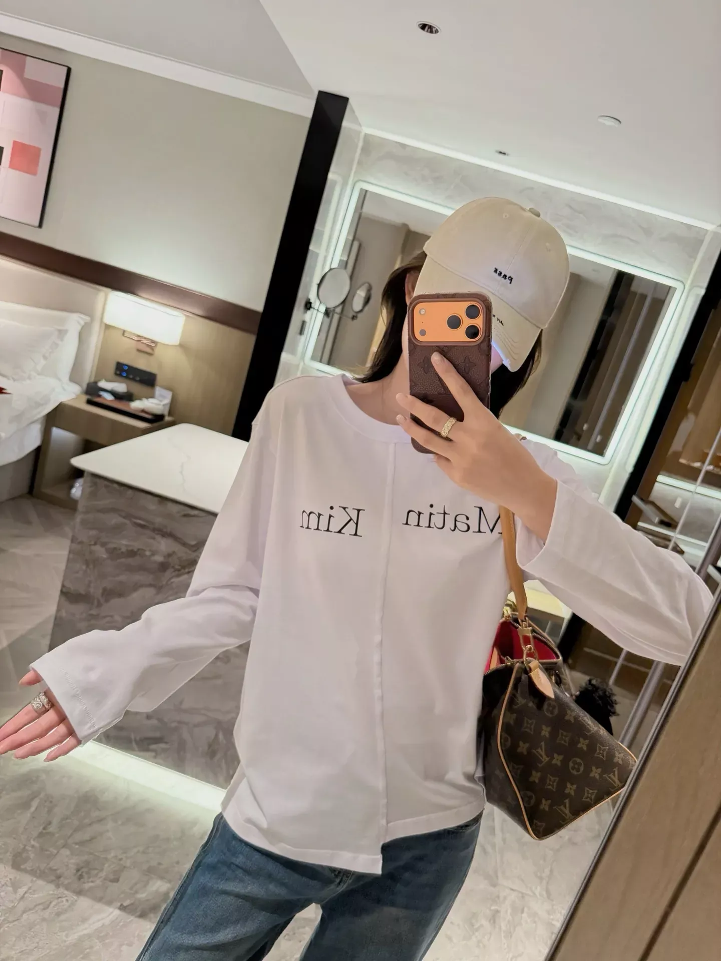 마뗑킴 해체 절개 언밸런스 여성용 긴소매 티셔츠 상세 이미지 80